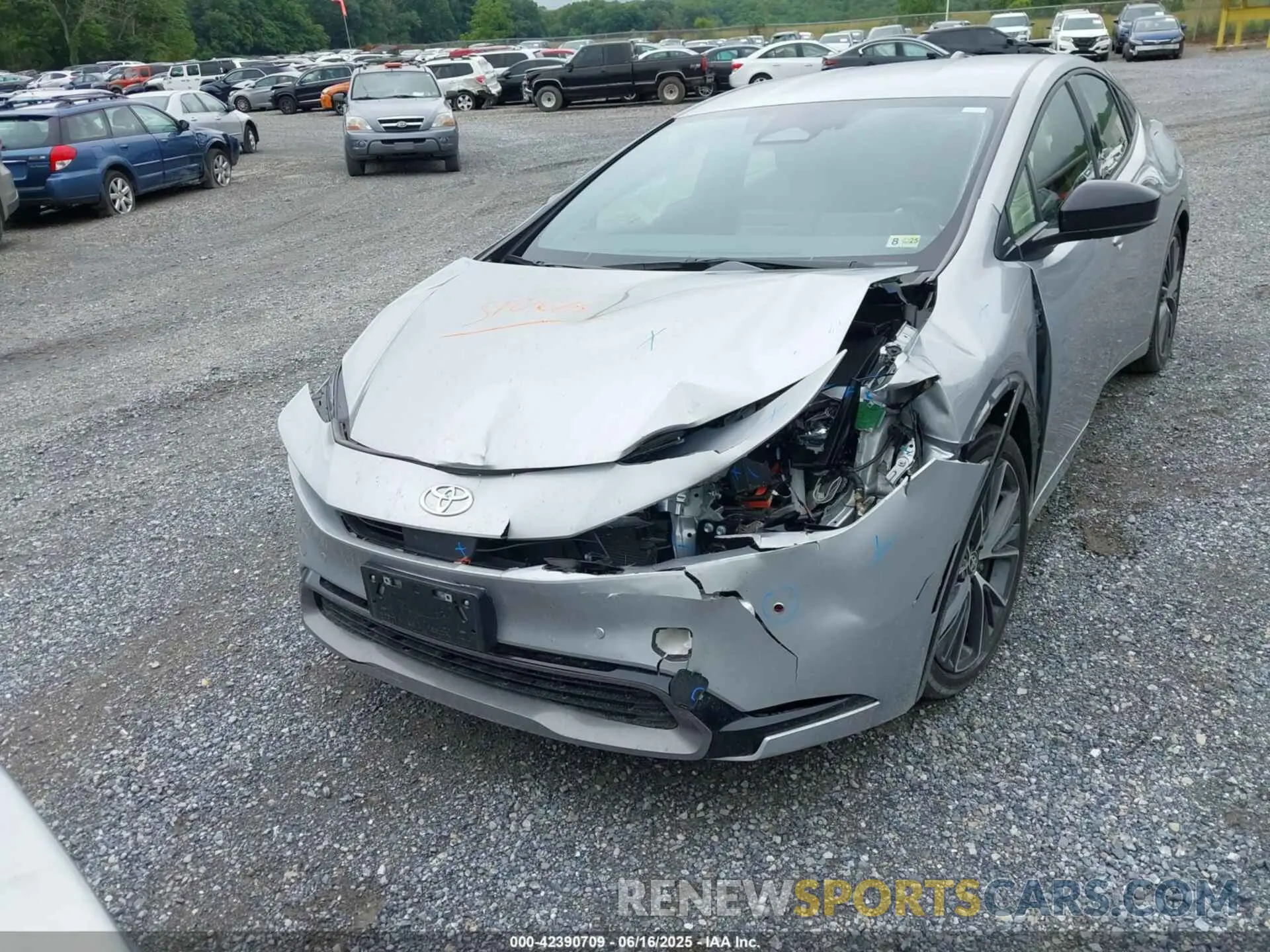 13 Photograph of a damaged car JTDACAAU8R3030619 TOYOTA PRIUS 2024