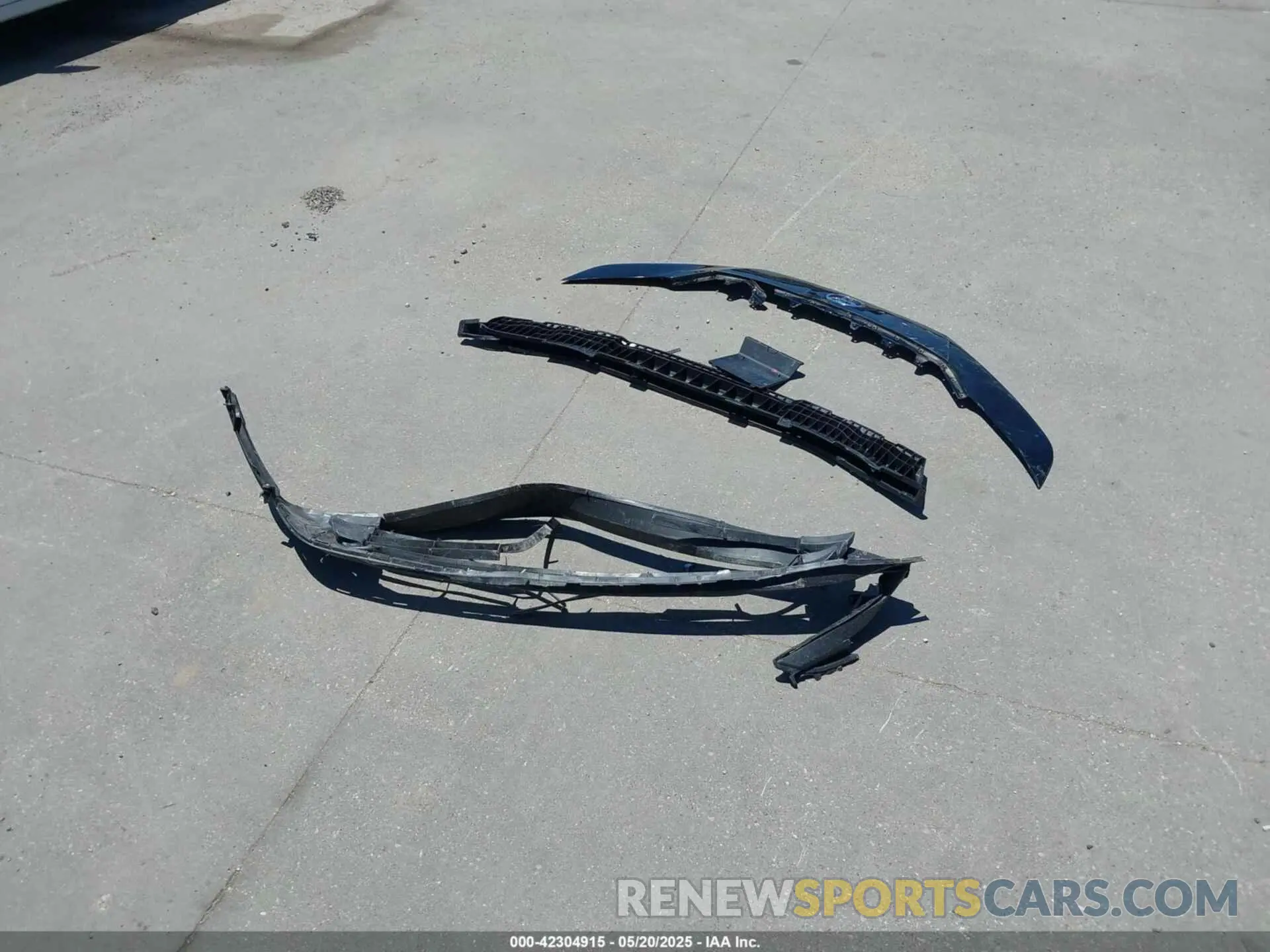 12 Photograph of a damaged car JTDACAAU8R3046531 TOYOTA PRIUS 2024