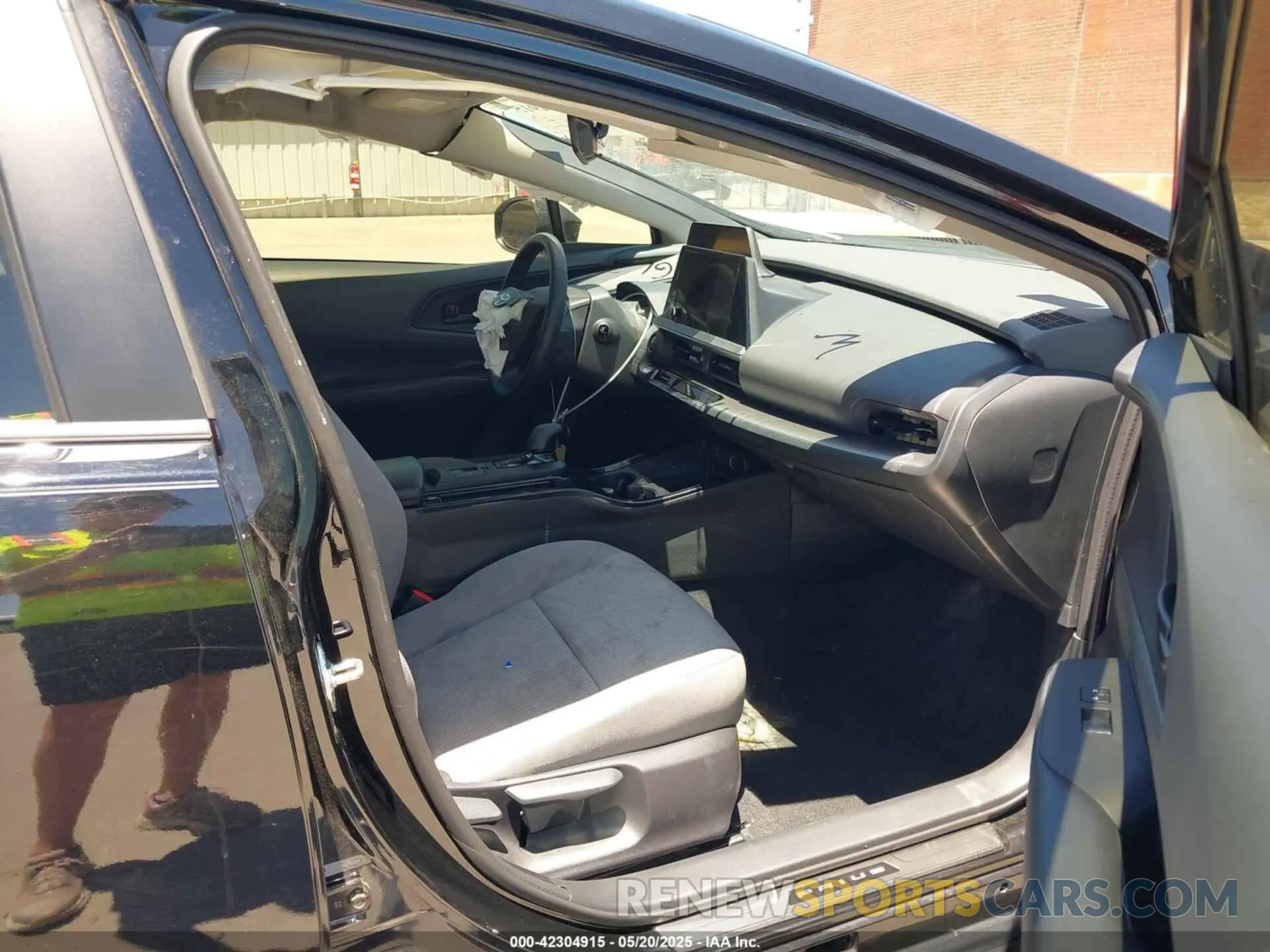 5 Photograph of a damaged car JTDACAAU8R3046531 TOYOTA PRIUS 2024