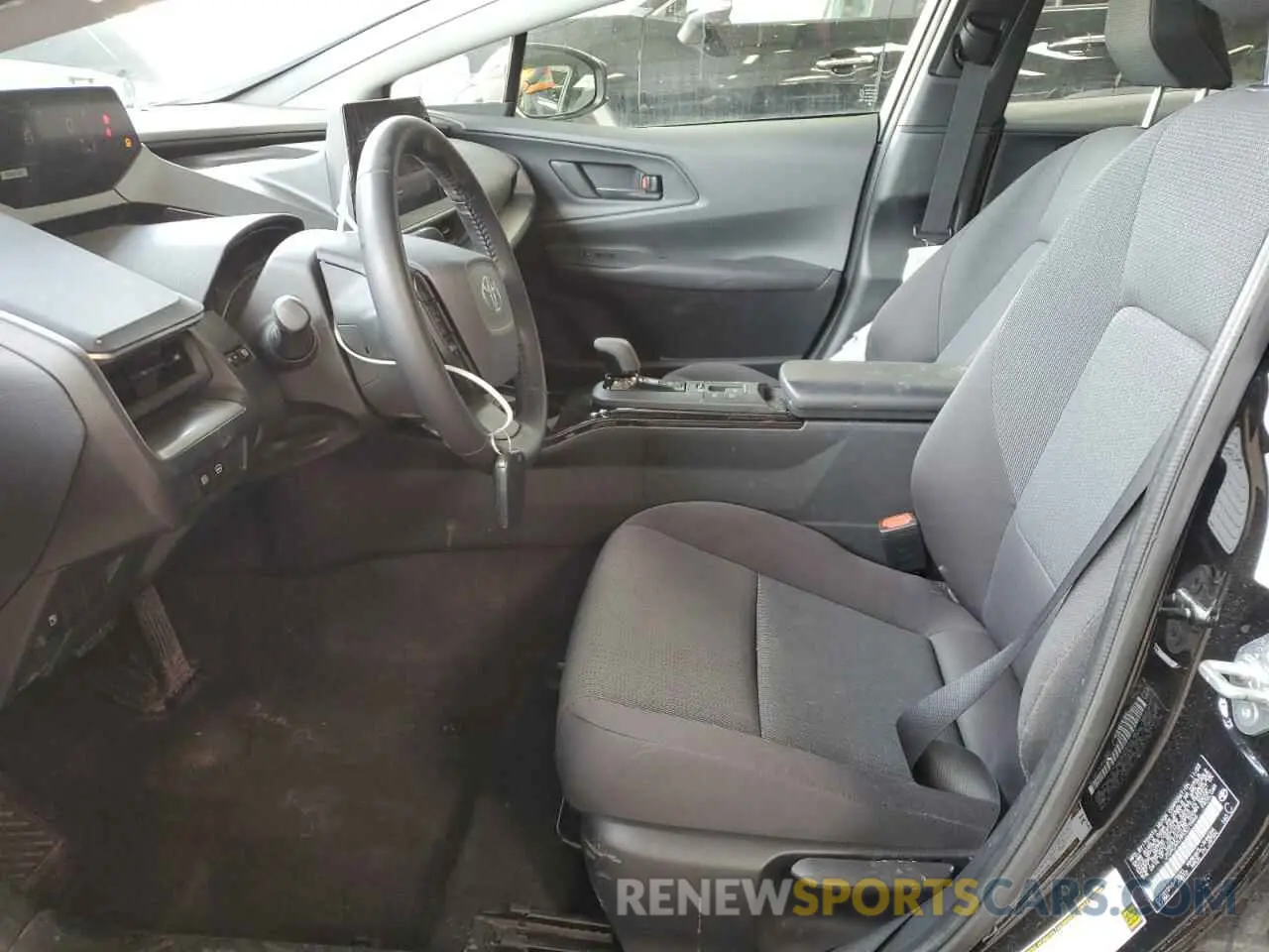 7 Photograph of a damaged car JTDACAAU9R3019466 TOYOTA PRIUS 2024