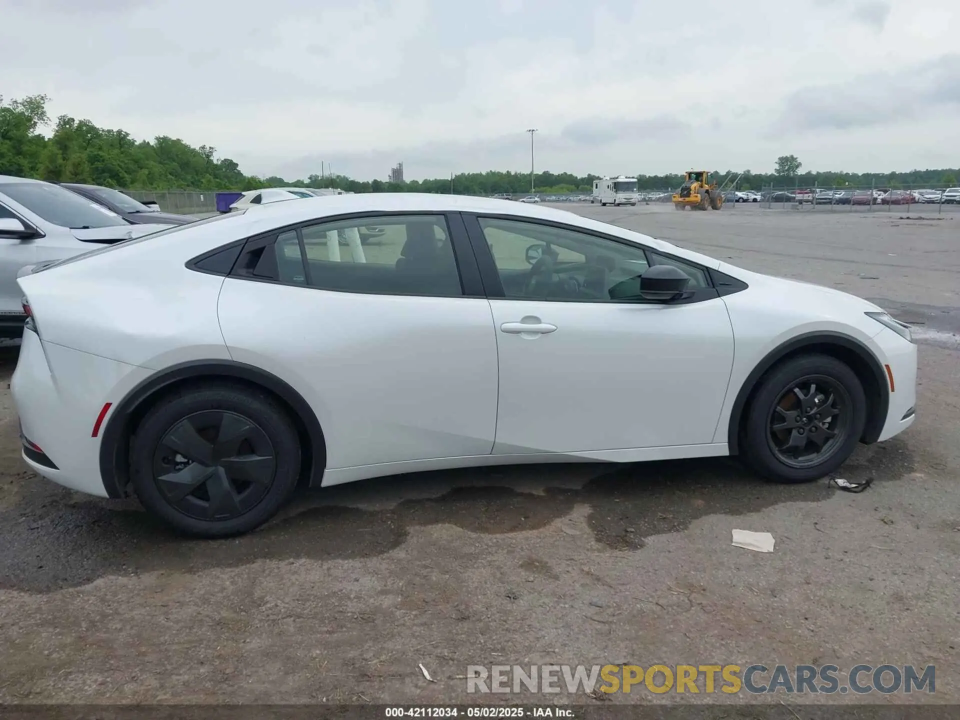 13 Photograph of a damaged car JTDACAAU9R3034839 TOYOTA PRIUS 2024