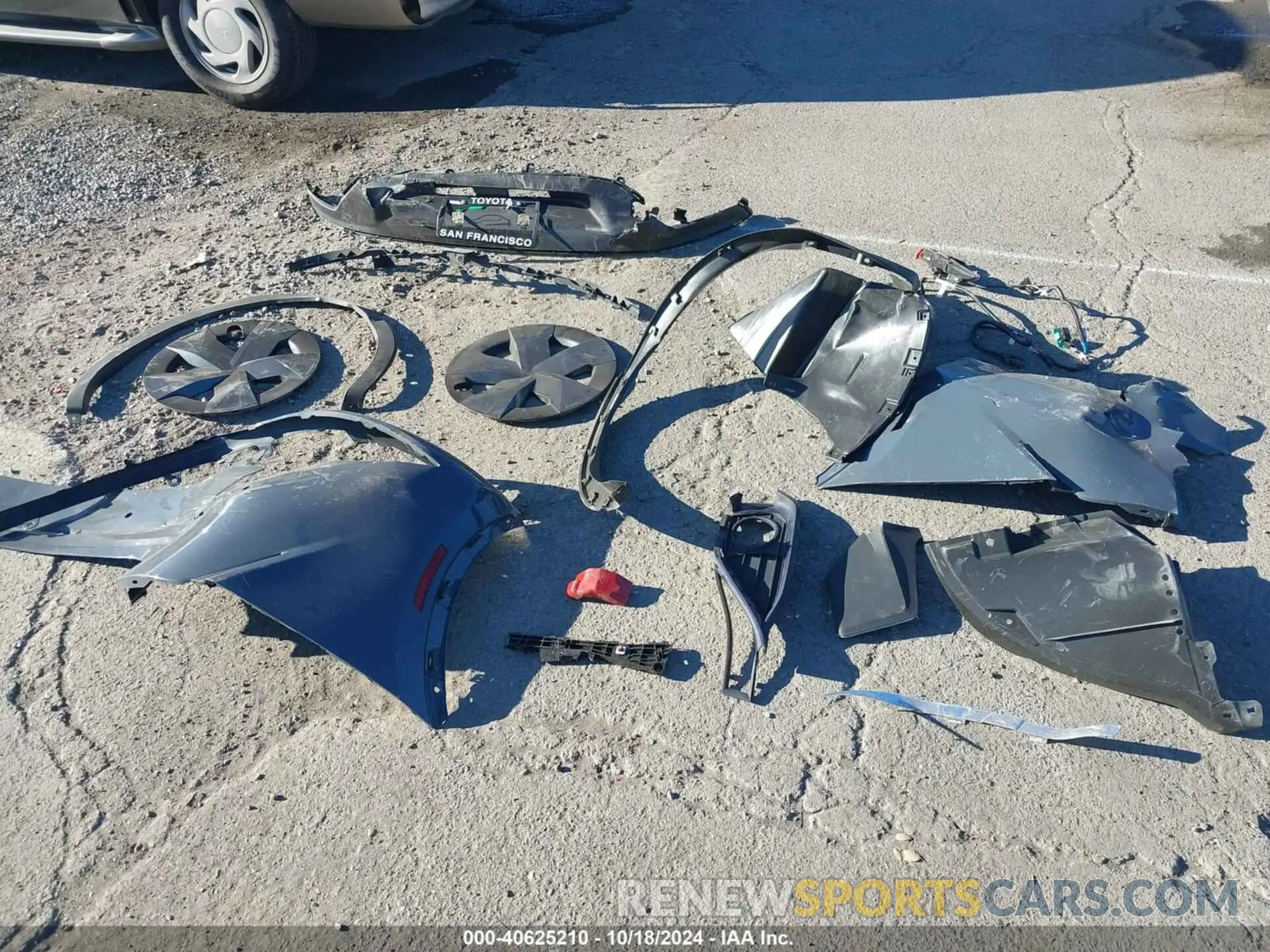 12 Photograph of a damaged car JTDACAAUXR3037135 TOYOTA PRIUS 2024