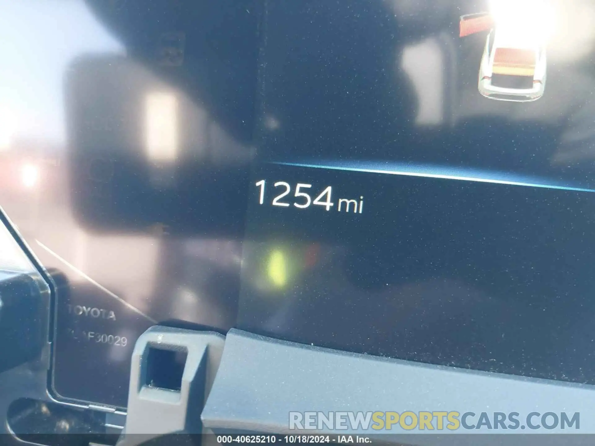 16 Photograph of a damaged car JTDACAAUXR3037135 TOYOTA PRIUS 2024