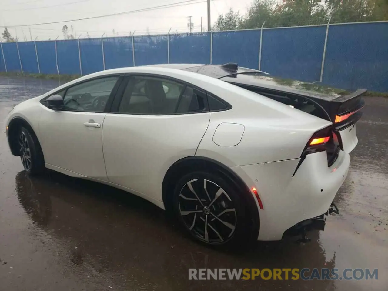 2 Photograph of a damaged car JTDACACU6R3013511 TOYOTA PRIUS 2024