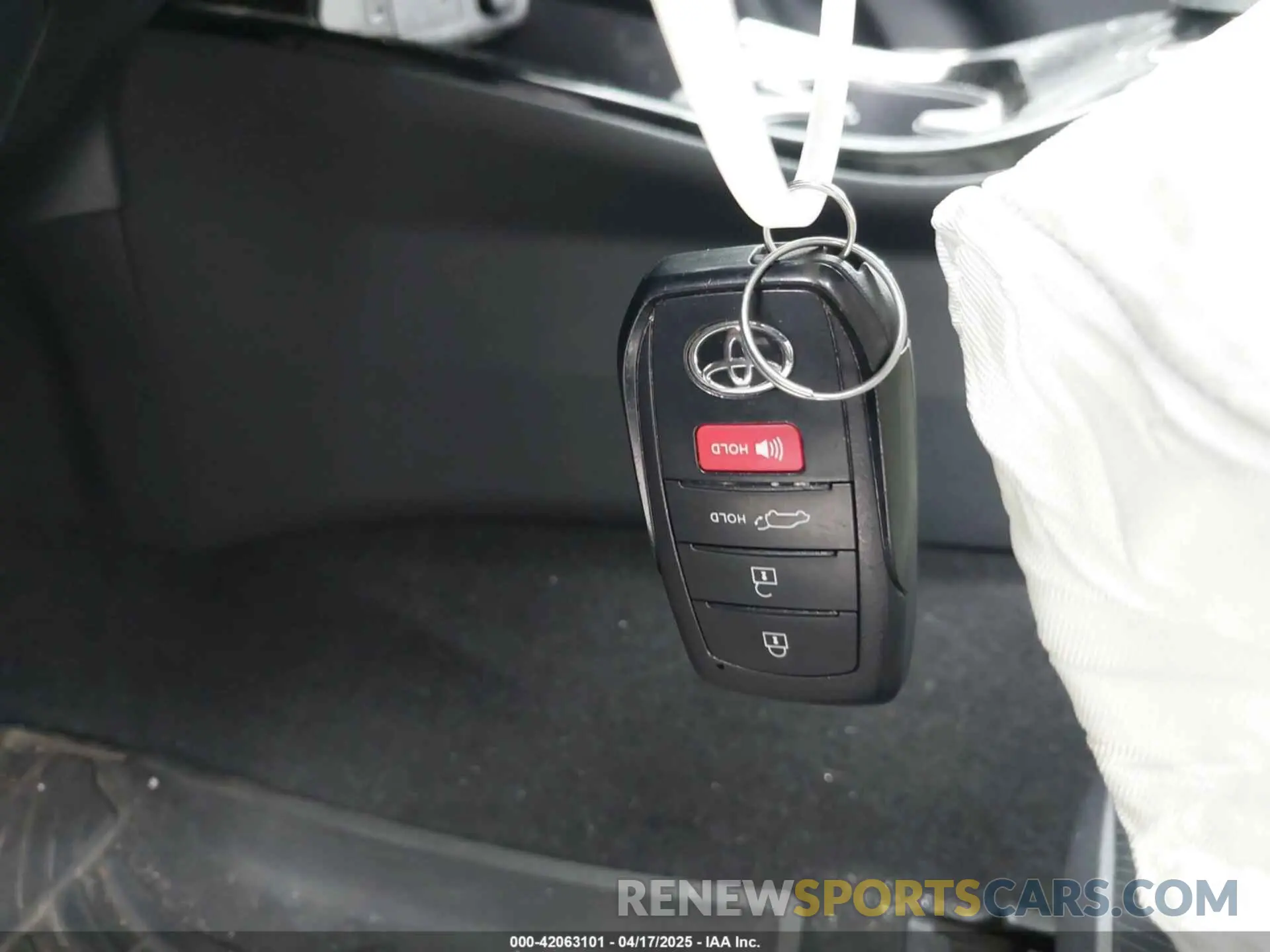 11 Photograph of a damaged car JTDADABU3R3015537 TOYOTA PRIUS 2024