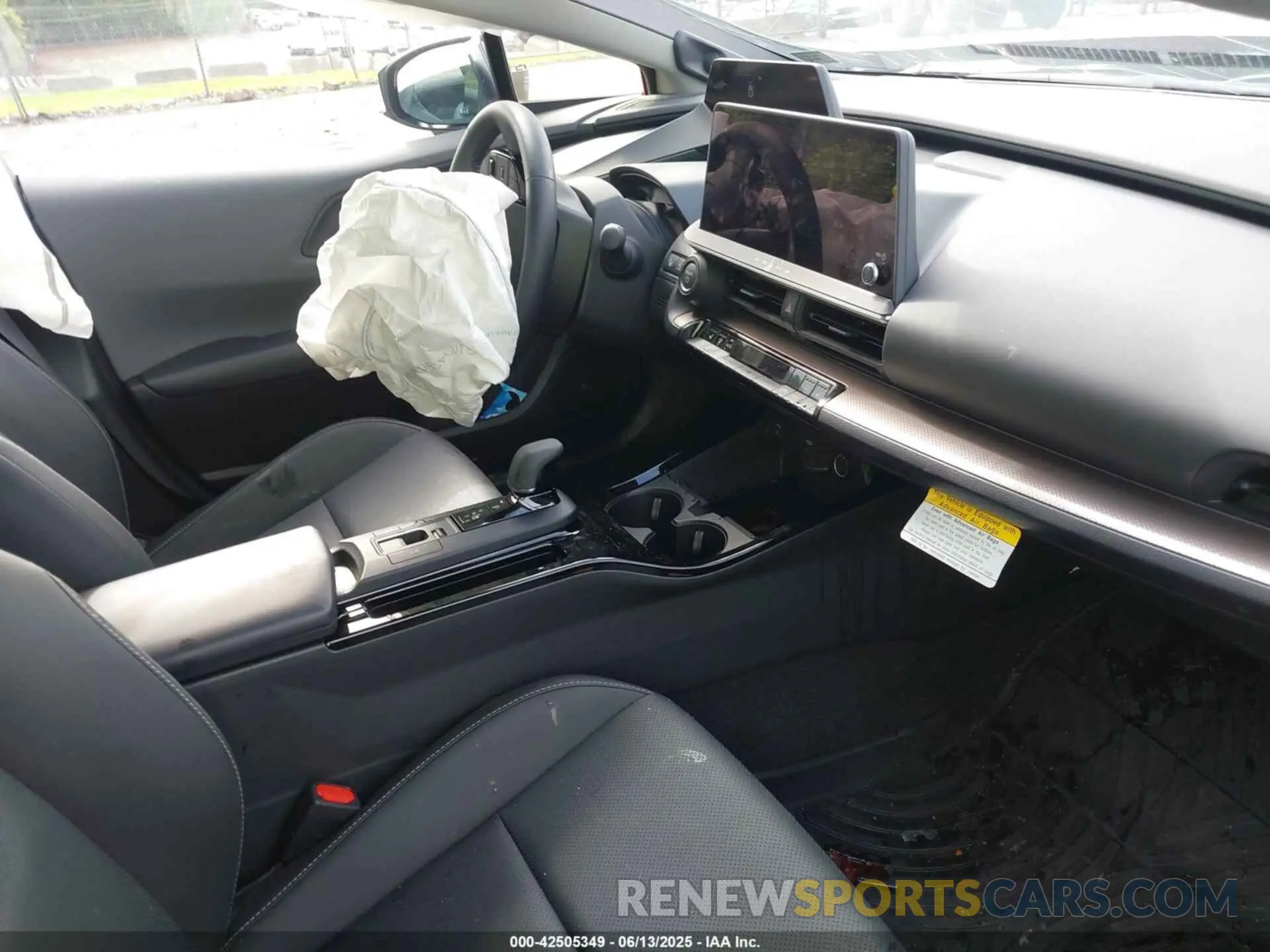 5 Photograph of a damaged car JTDADABU4R3022982 TOYOTA PRIUS 2024