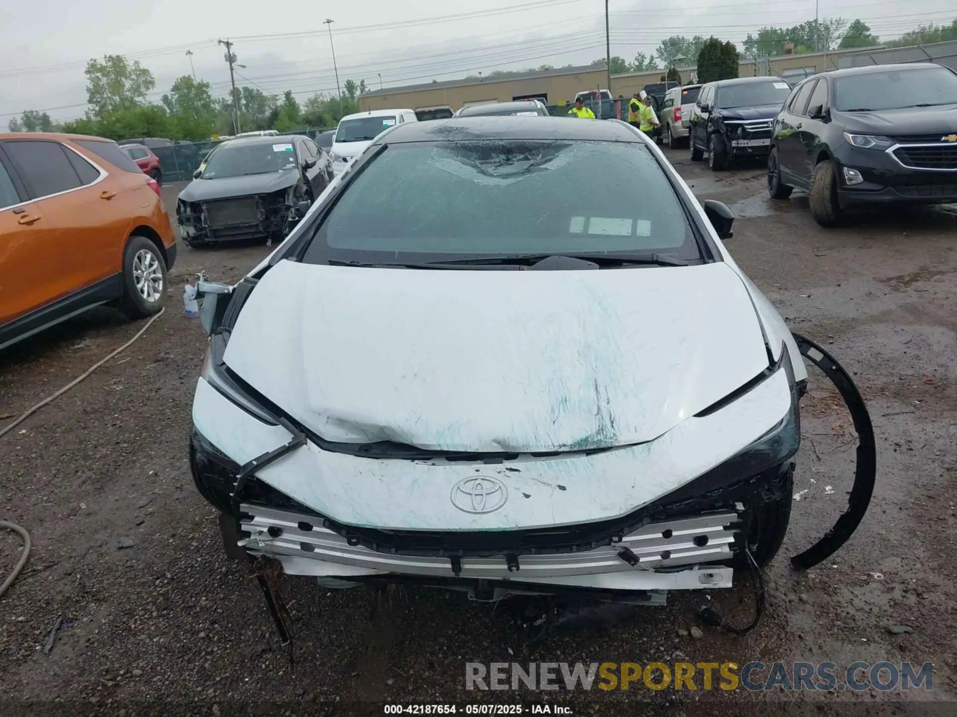 12 Photograph of a damaged car JTDADABU5R3023087 TOYOTA PRIUS 2024