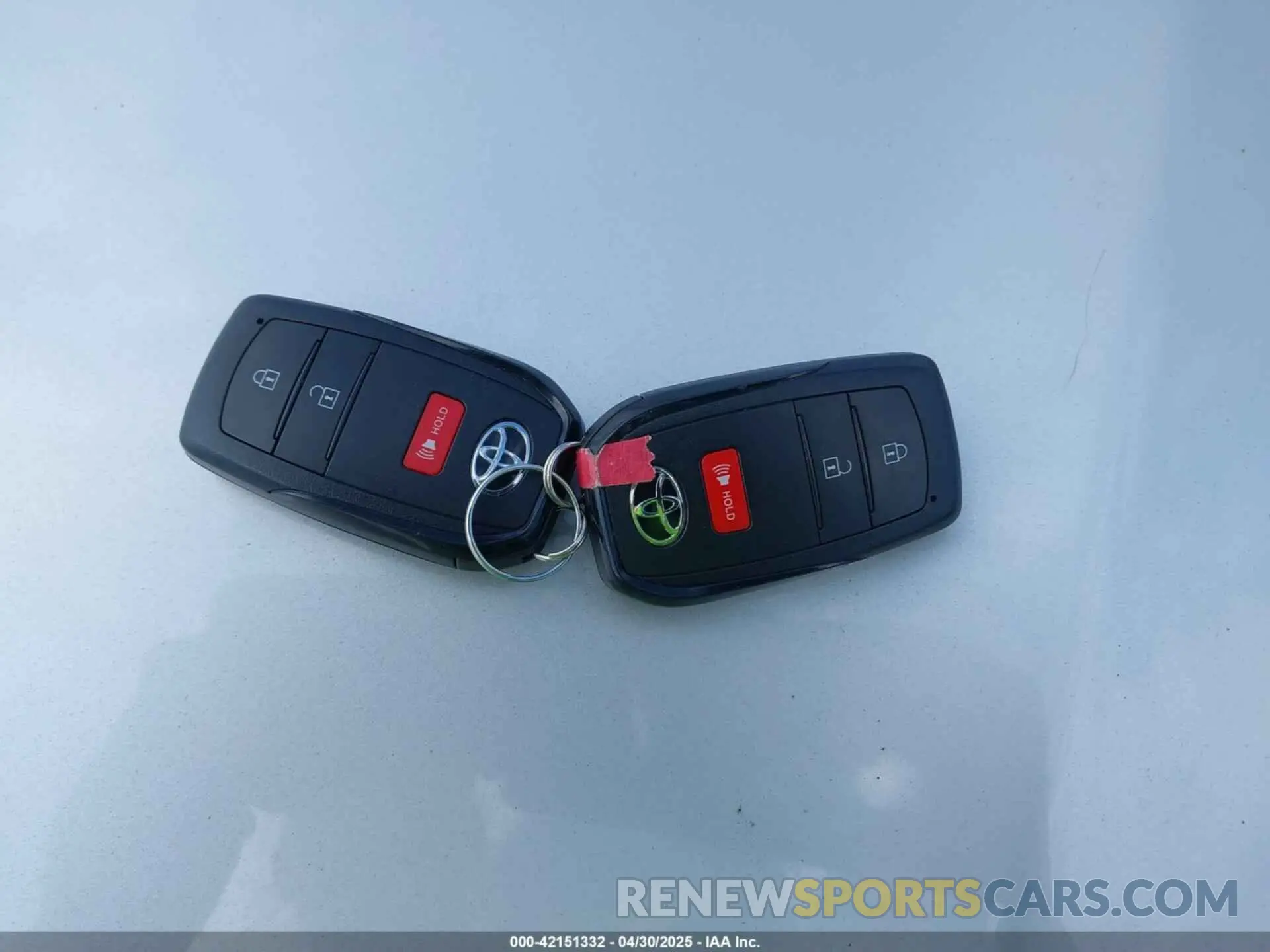 11 Photograph of a damaged car JTDADABU6R3014933 TOYOTA PRIUS 2024