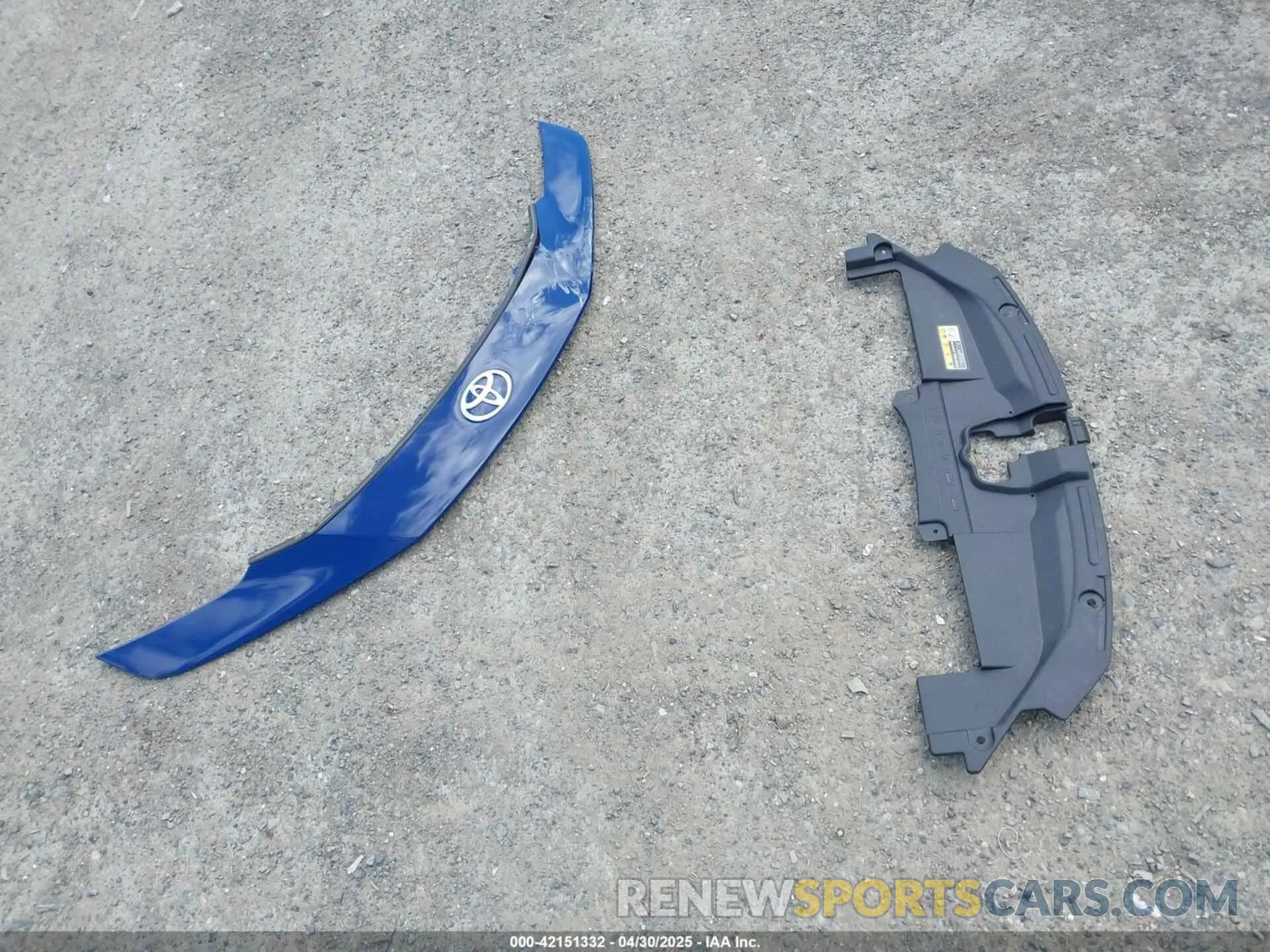 12 Photograph of a damaged car JTDADABU6R3014933 TOYOTA PRIUS 2024