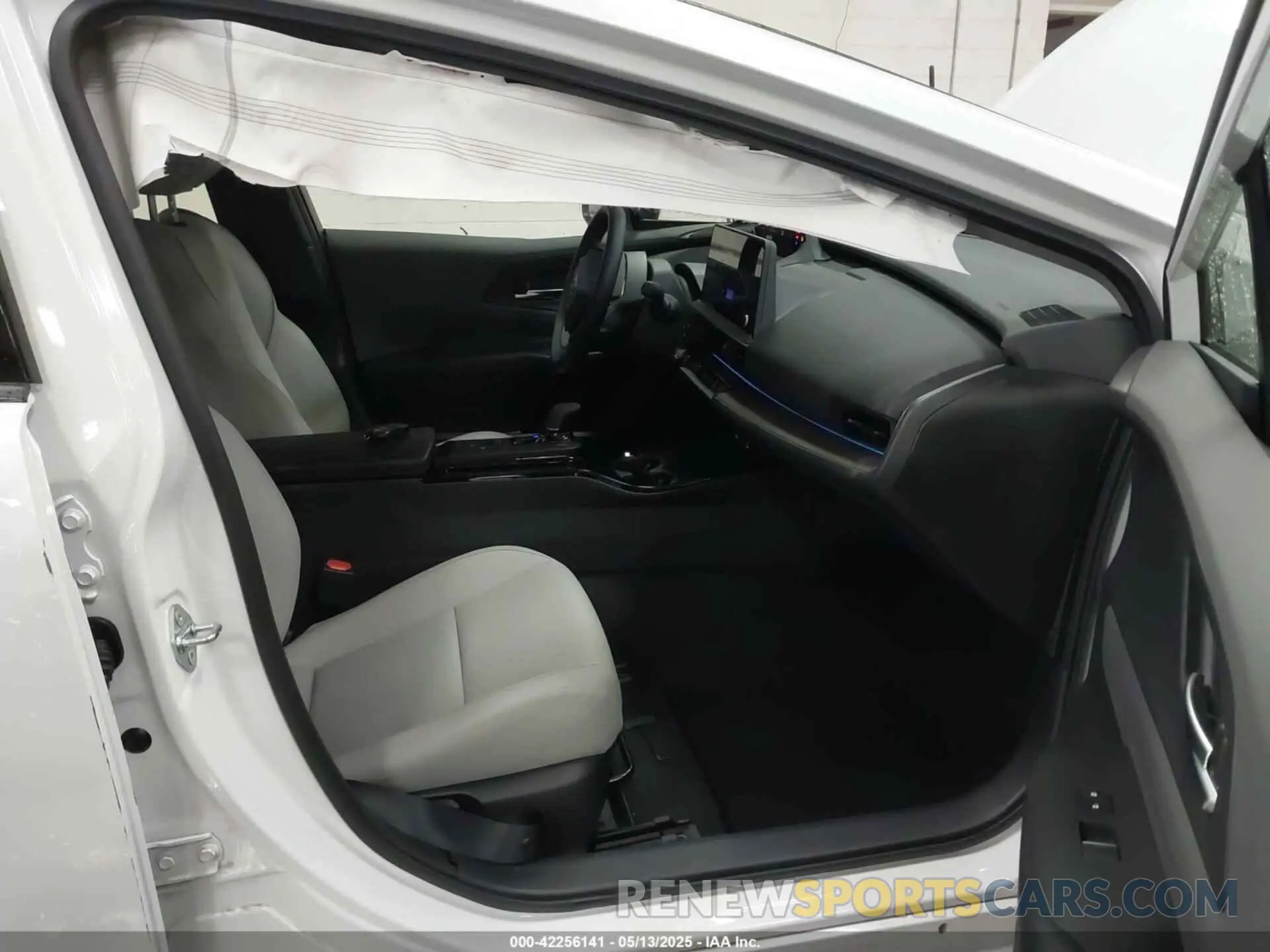 5 Photograph of a damaged car JTDADABU6R3024846 TOYOTA PRIUS 2024