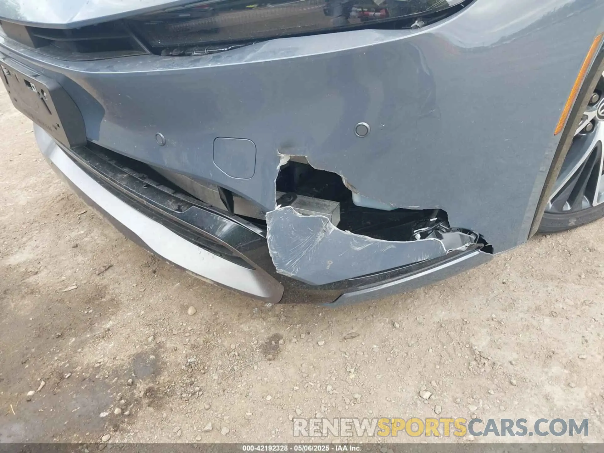 19 Photograph of a damaged car JTDADABU8R3020362 TOYOTA PRIUS 2024