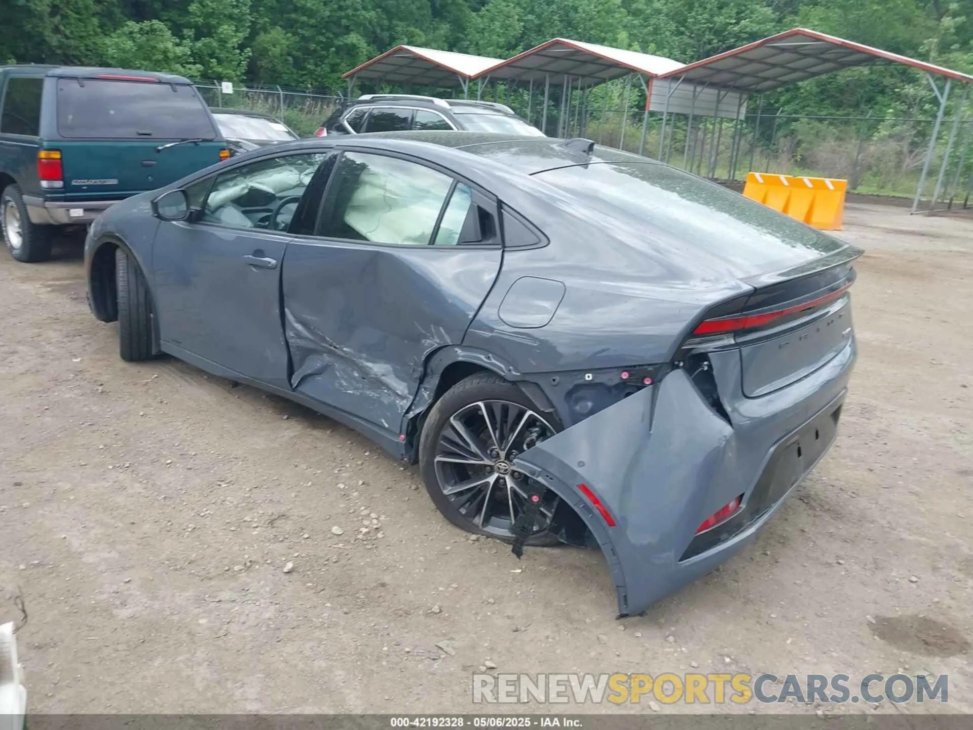 3 Photograph of a damaged car JTDADABU8R3020362 TOYOTA PRIUS 2024