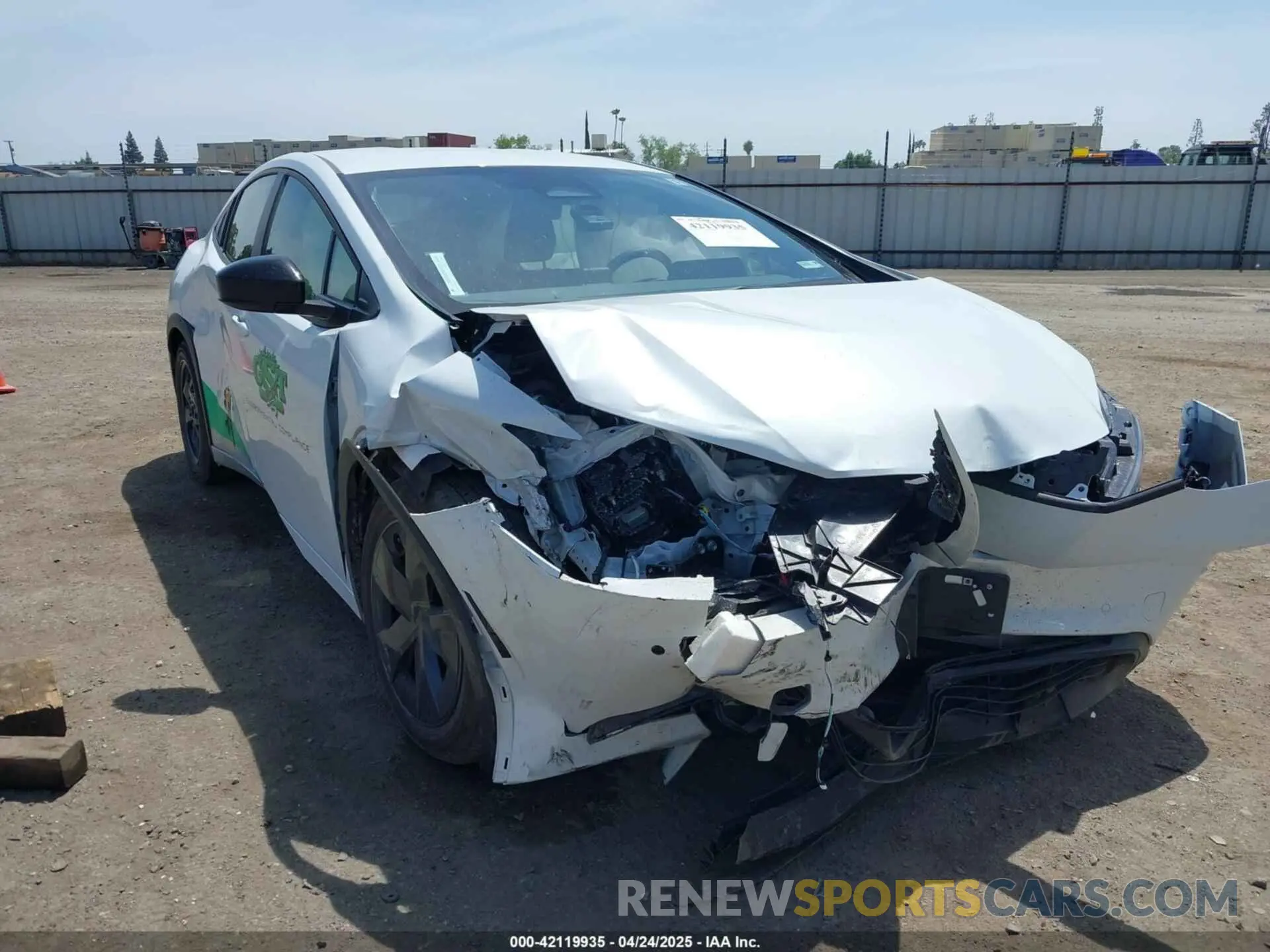 1 Photograph of a damaged car JTDACAAU1S3049356 TOYOTA PRIUS 2025