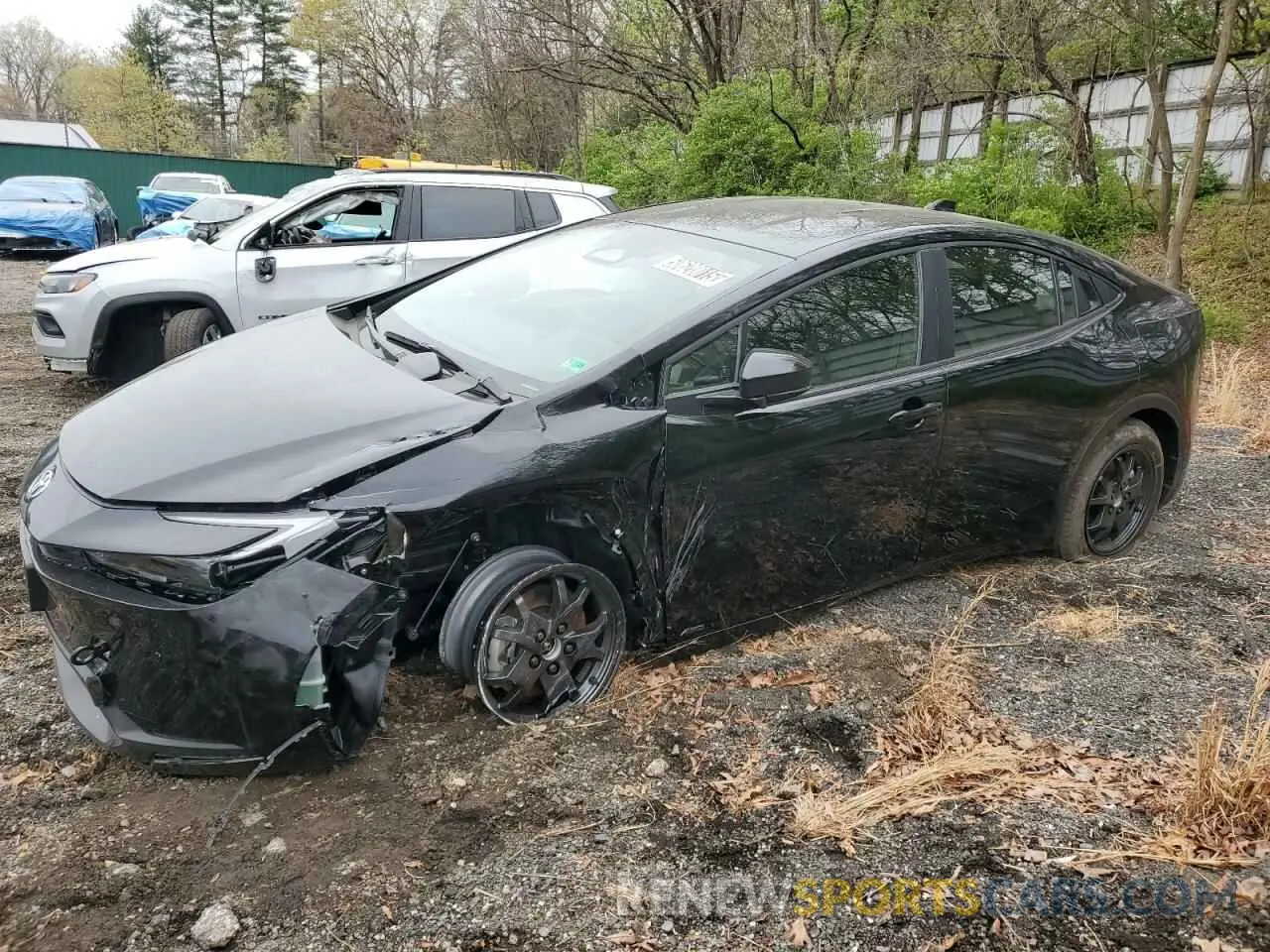 1 Photograph of a damaged car JTDADABU5S3025136 TOYOTA PRIUS 2025