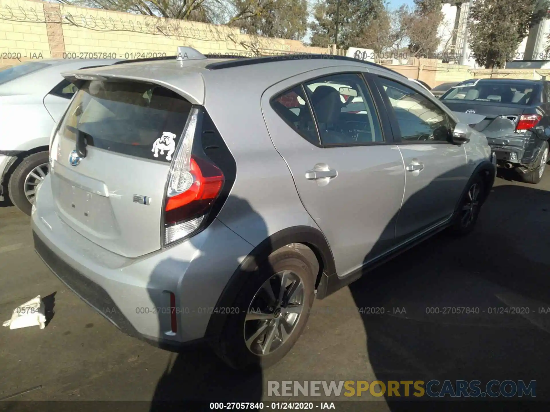 4 Photograph of a damaged car JTDKDTB33K1626421 TOYOTA PRIUS C 2019