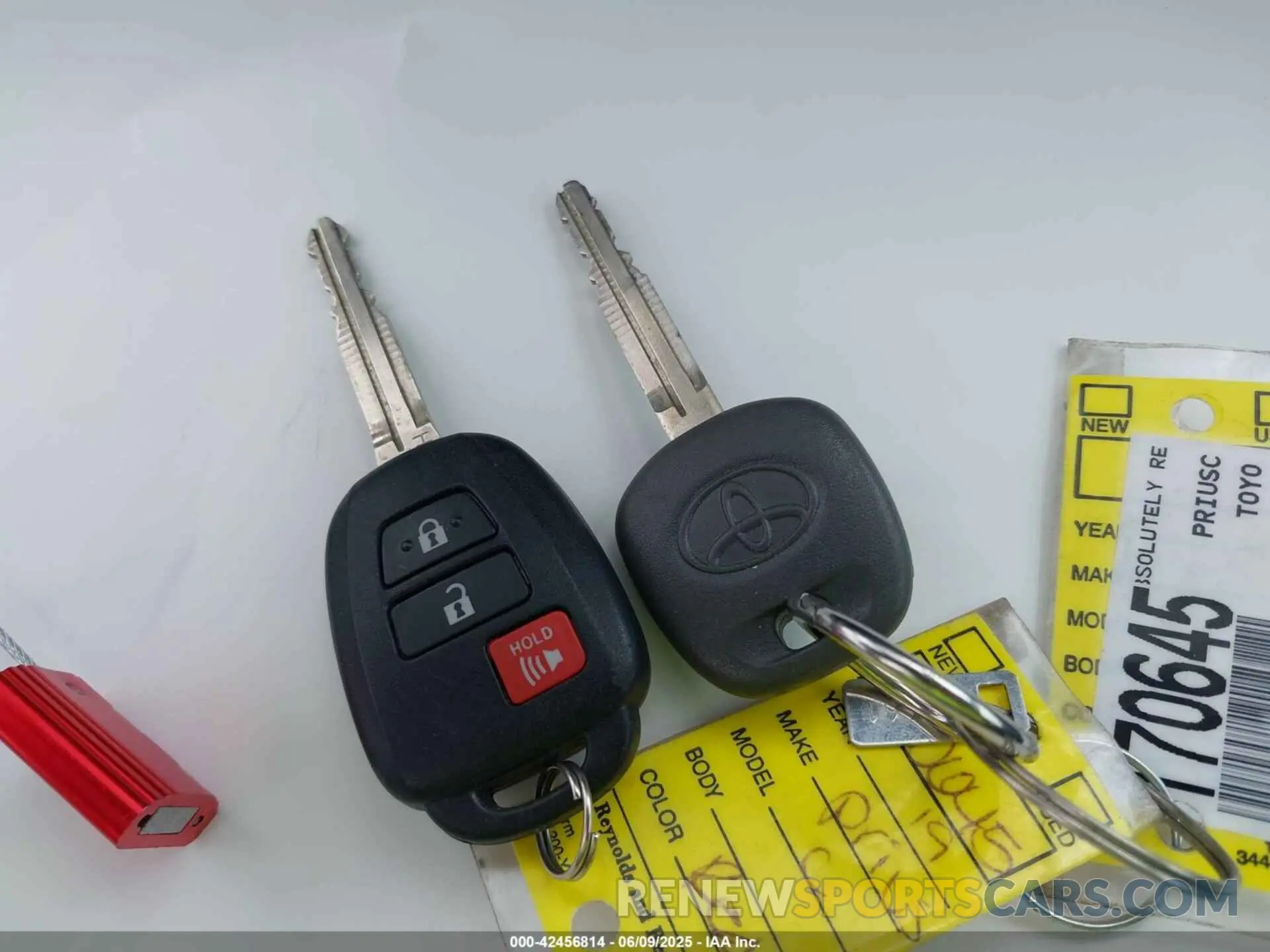 11 Photograph of a damaged car JTDKDTB37K1625353 TOYOTA PRIUS C 2019