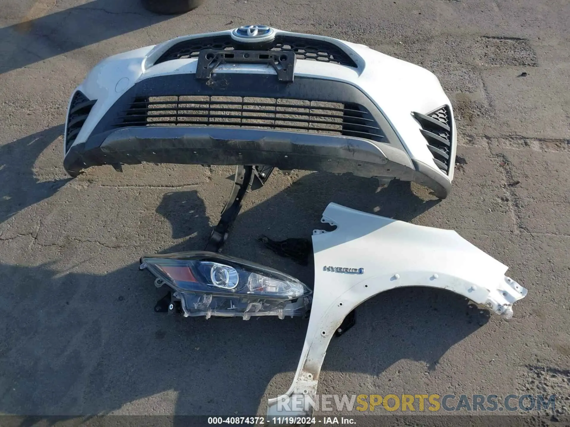 12 Photograph of a damaged car JTDKDTB39K1622874 TOYOTA PRIUS C 2019
