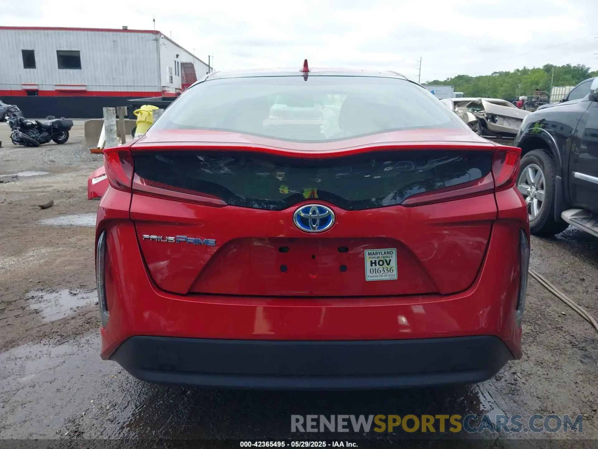 17 Photograph of a damaged car JTDKARFP3K3109147 TOYOTA PRIUS PRIME 2019