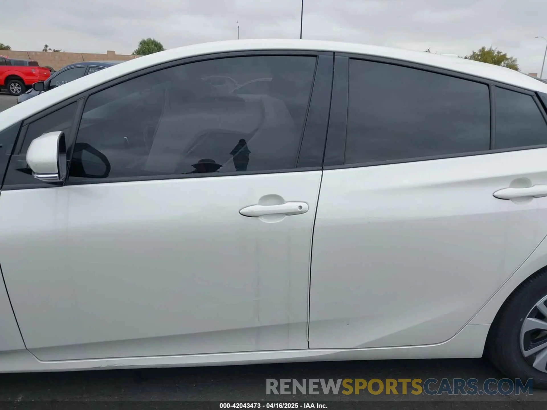 15 Photograph of a damaged car JTDKARFP3K3113540 TOYOTA PRIUS PRIME 2019