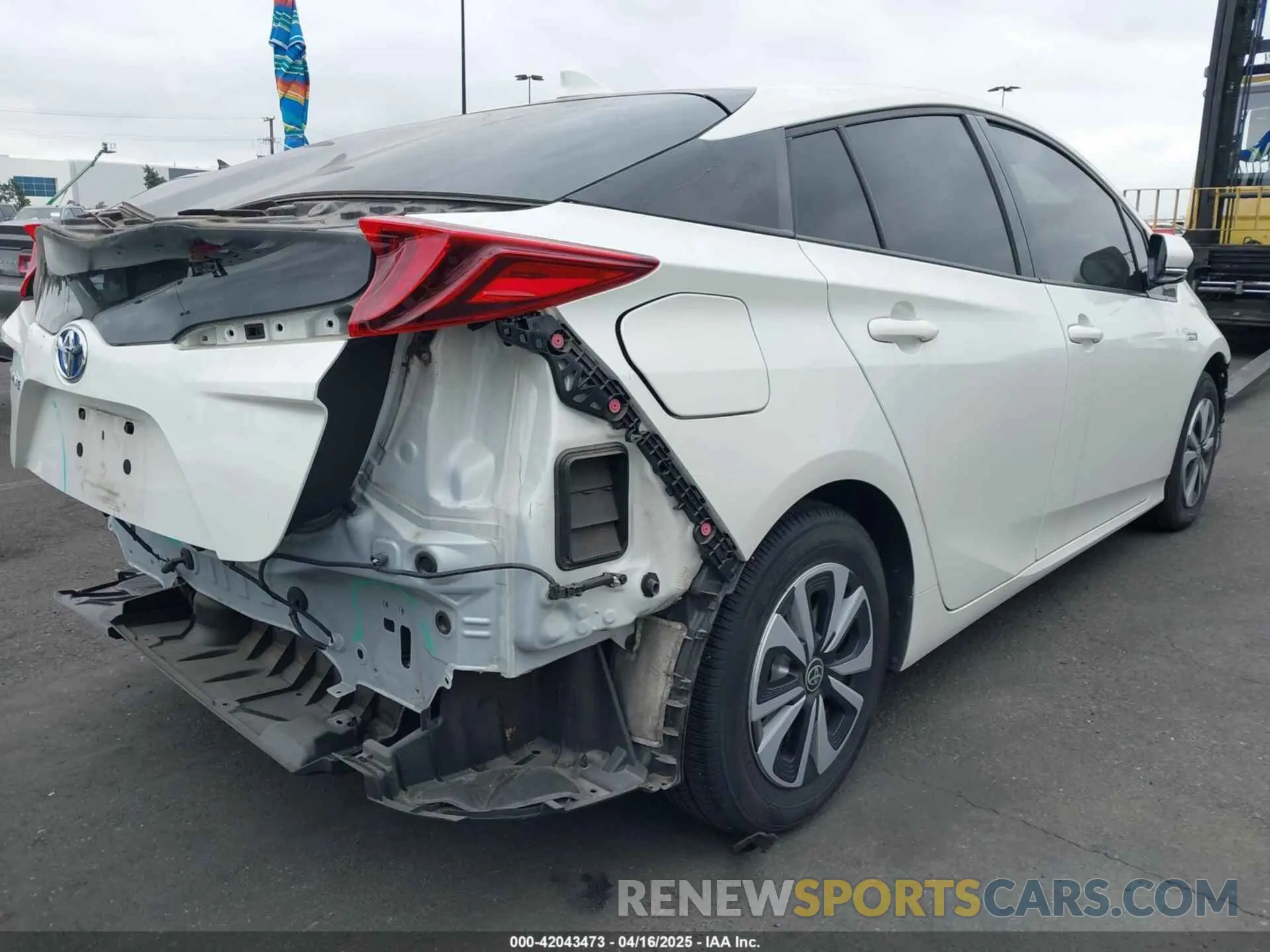4 Photograph of a damaged car JTDKARFP3K3113540 TOYOTA PRIUS PRIME 2019