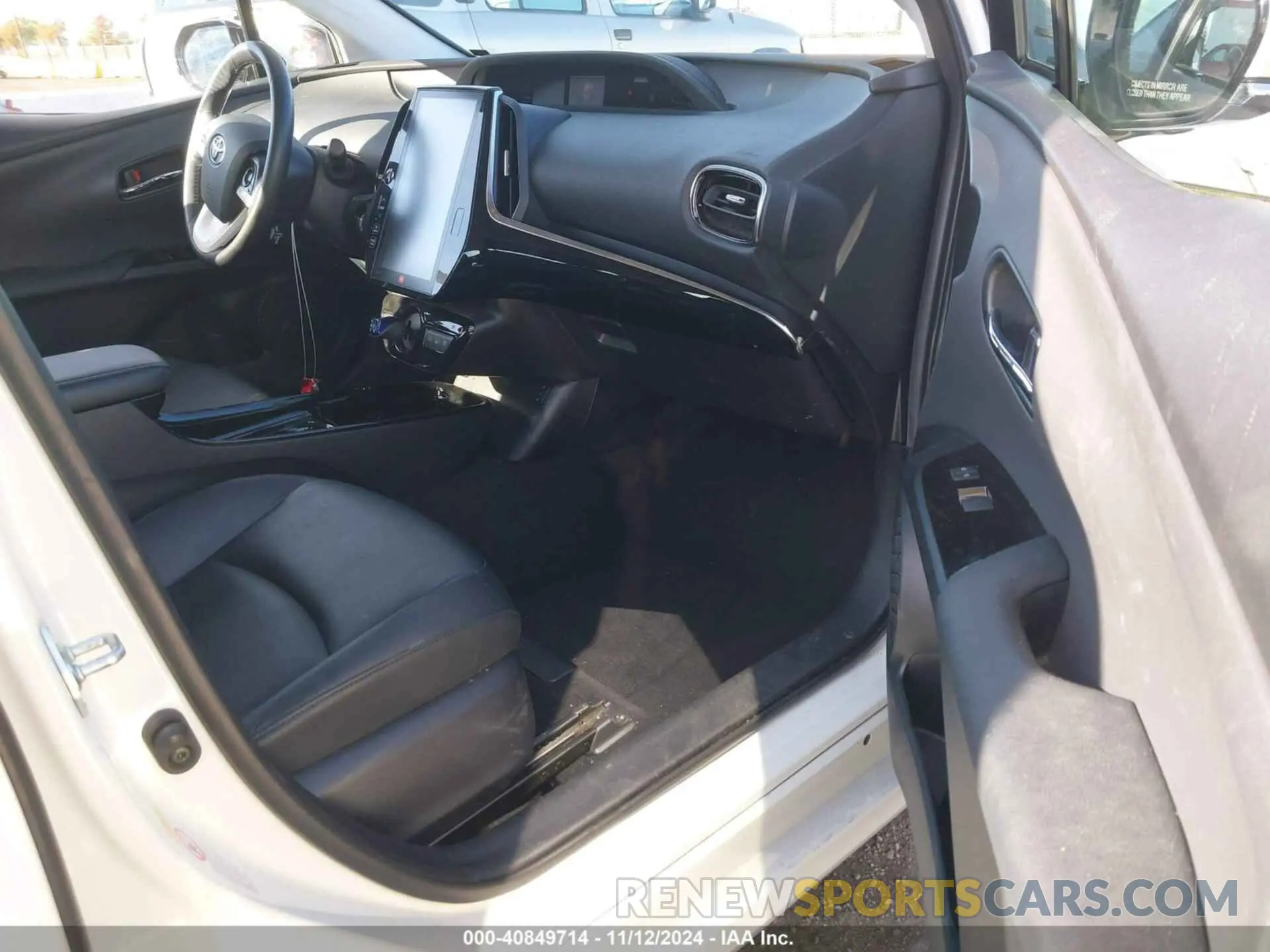 5 Photograph of a damaged car JTDKARFP3K3116714 TOYOTA PRIUS PRIME 2019