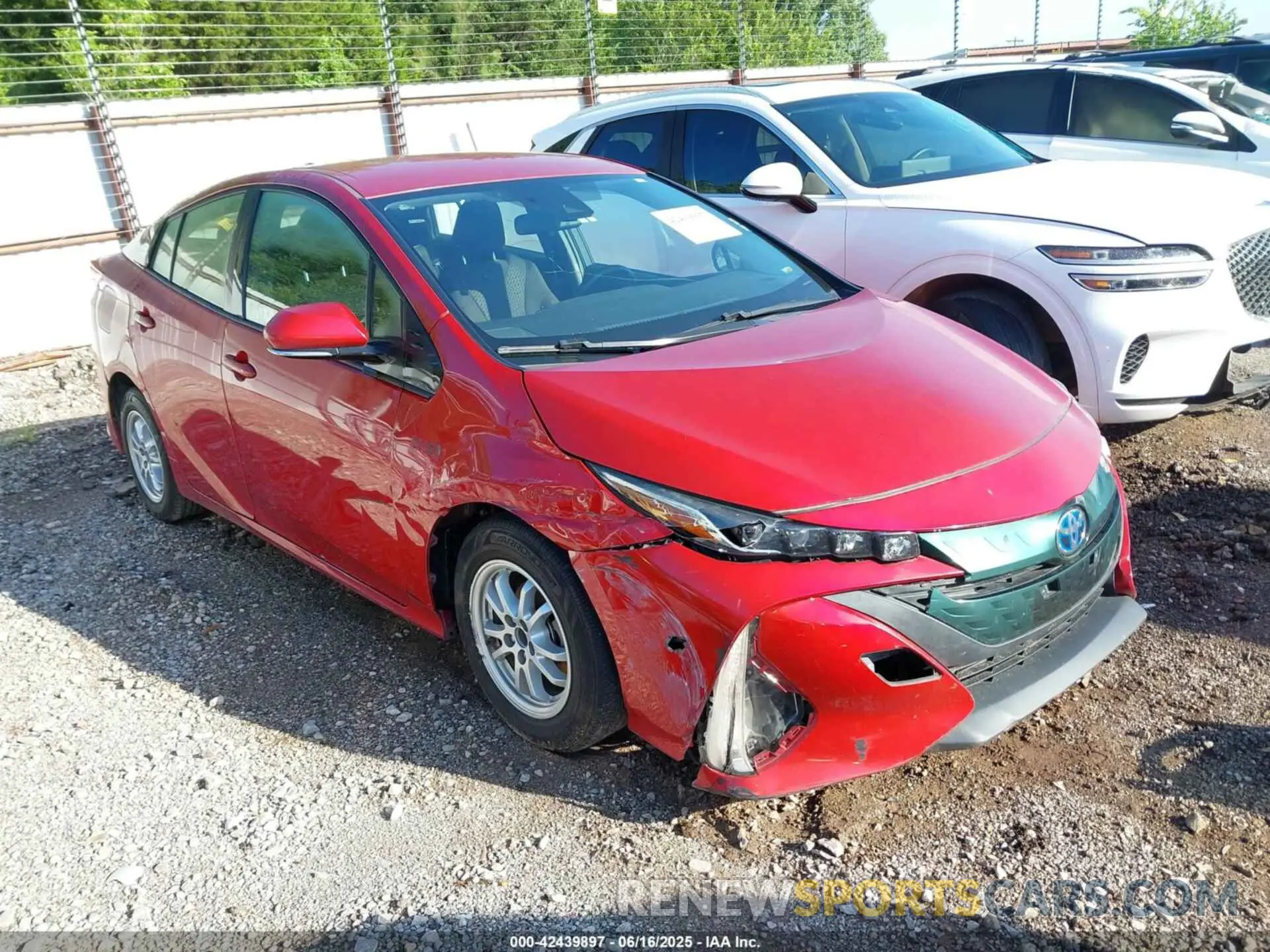 1 Photograph of a damaged car JTDKARFP5K3119341 TOYOTA PRIUS PRIME 2019