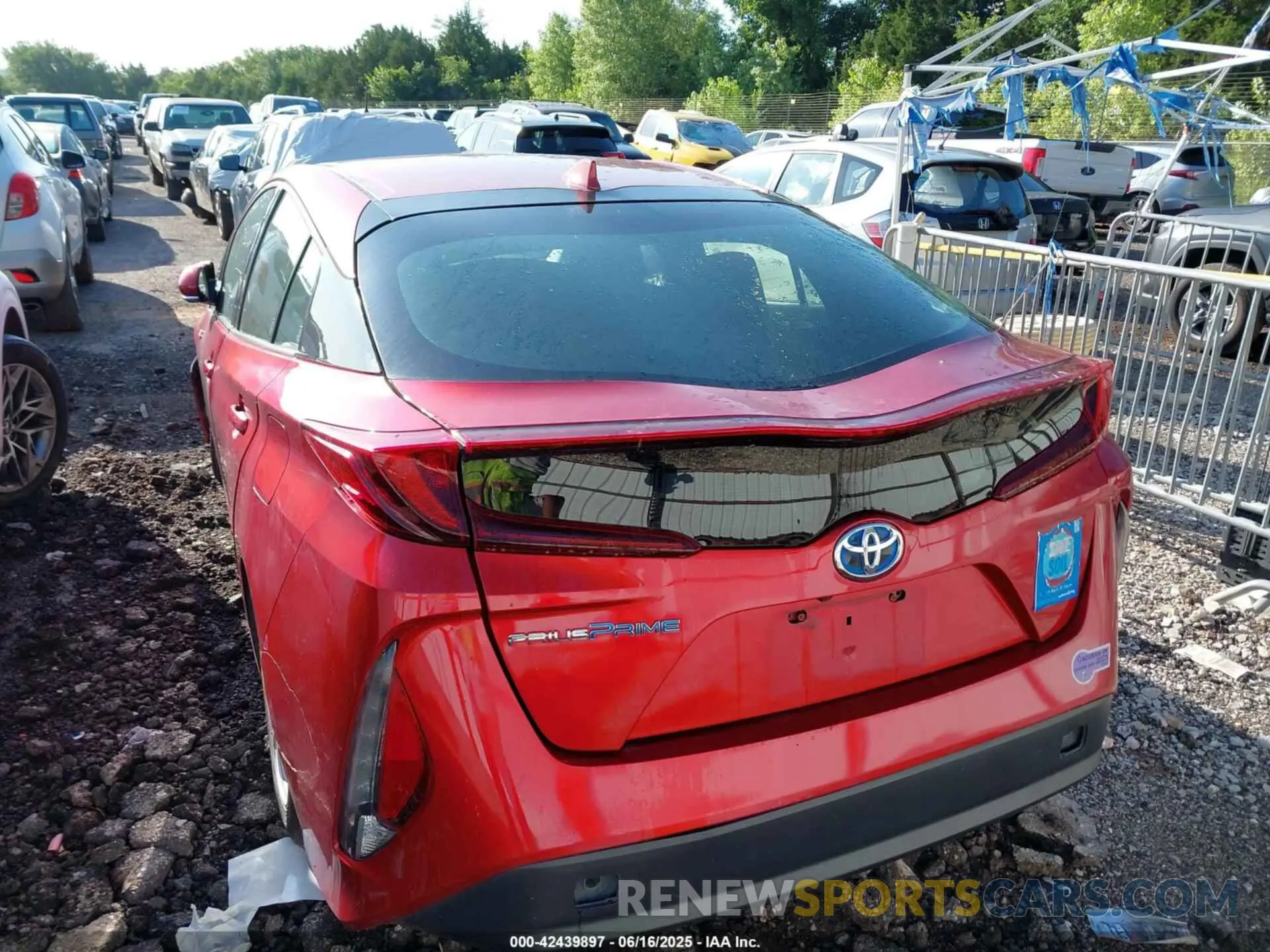 16 Photograph of a damaged car JTDKARFP5K3119341 TOYOTA PRIUS PRIME 2019