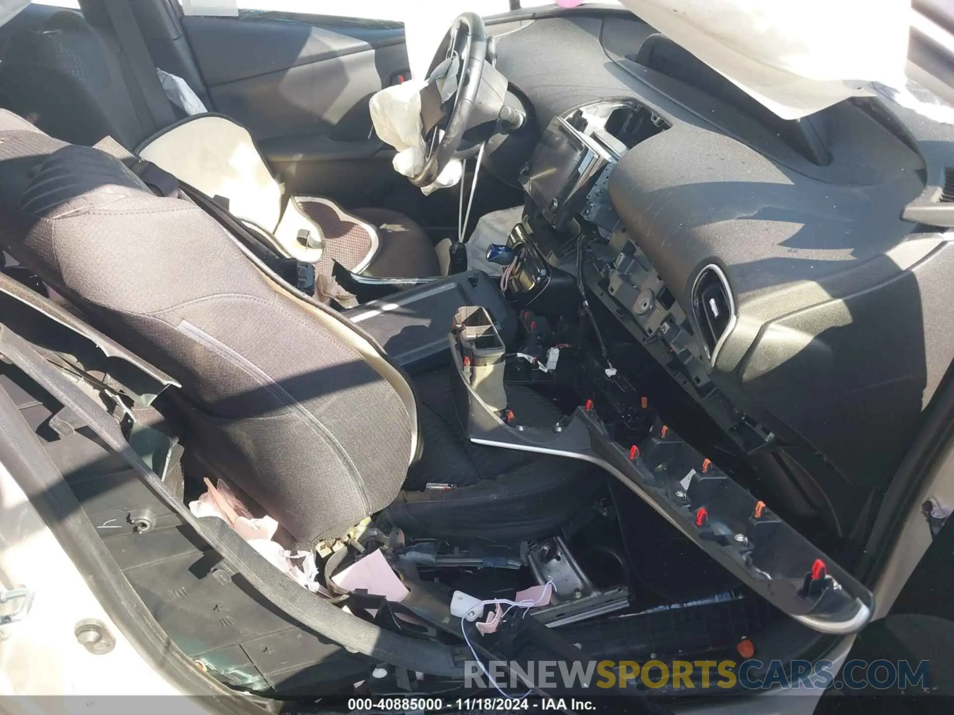 5 Photograph of a damaged car JTDKARFP5K3119842 TOYOTA PRIUS PRIME 2019