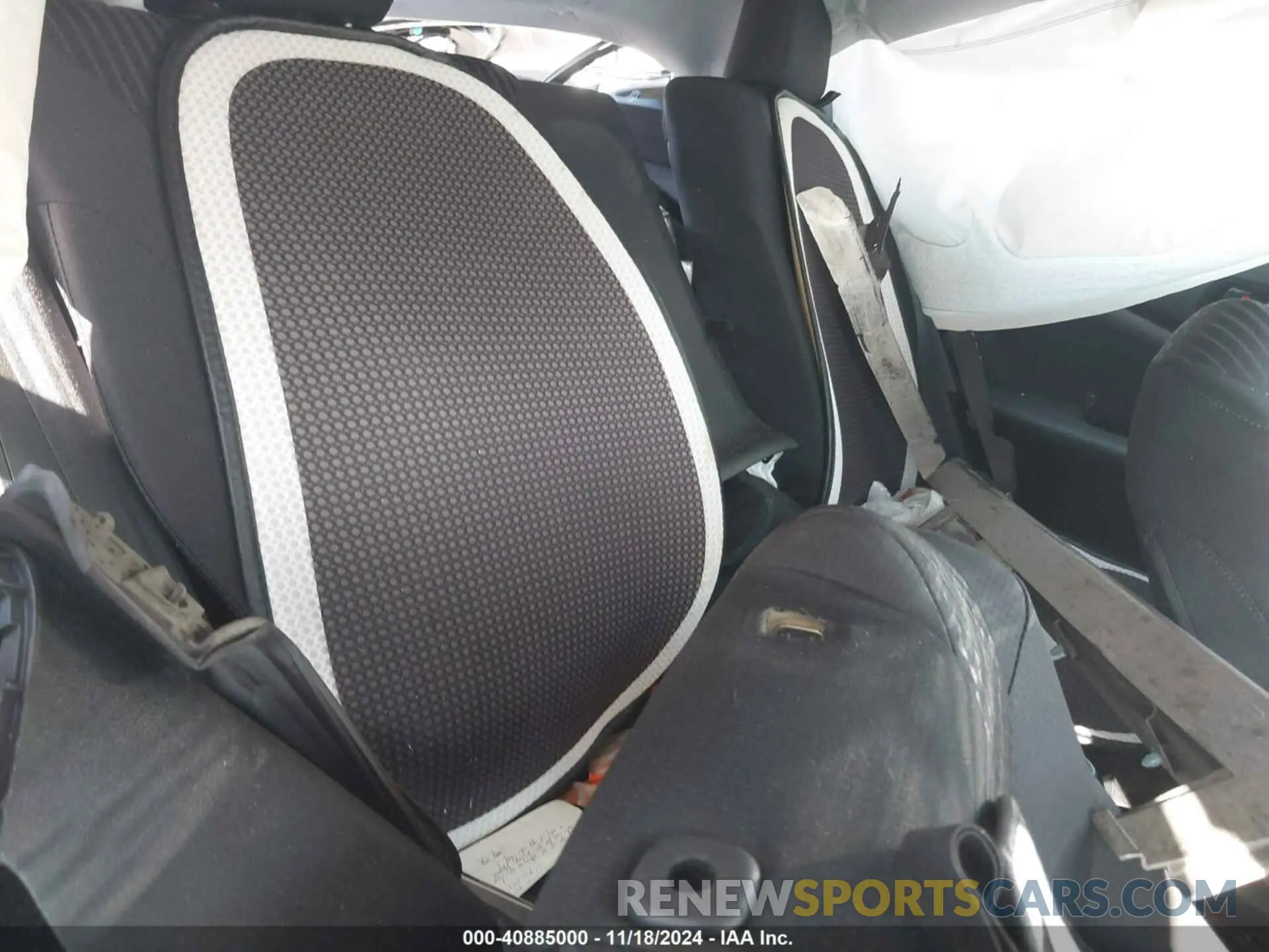 8 Photograph of a damaged car JTDKARFP5K3119842 TOYOTA PRIUS PRIME 2019