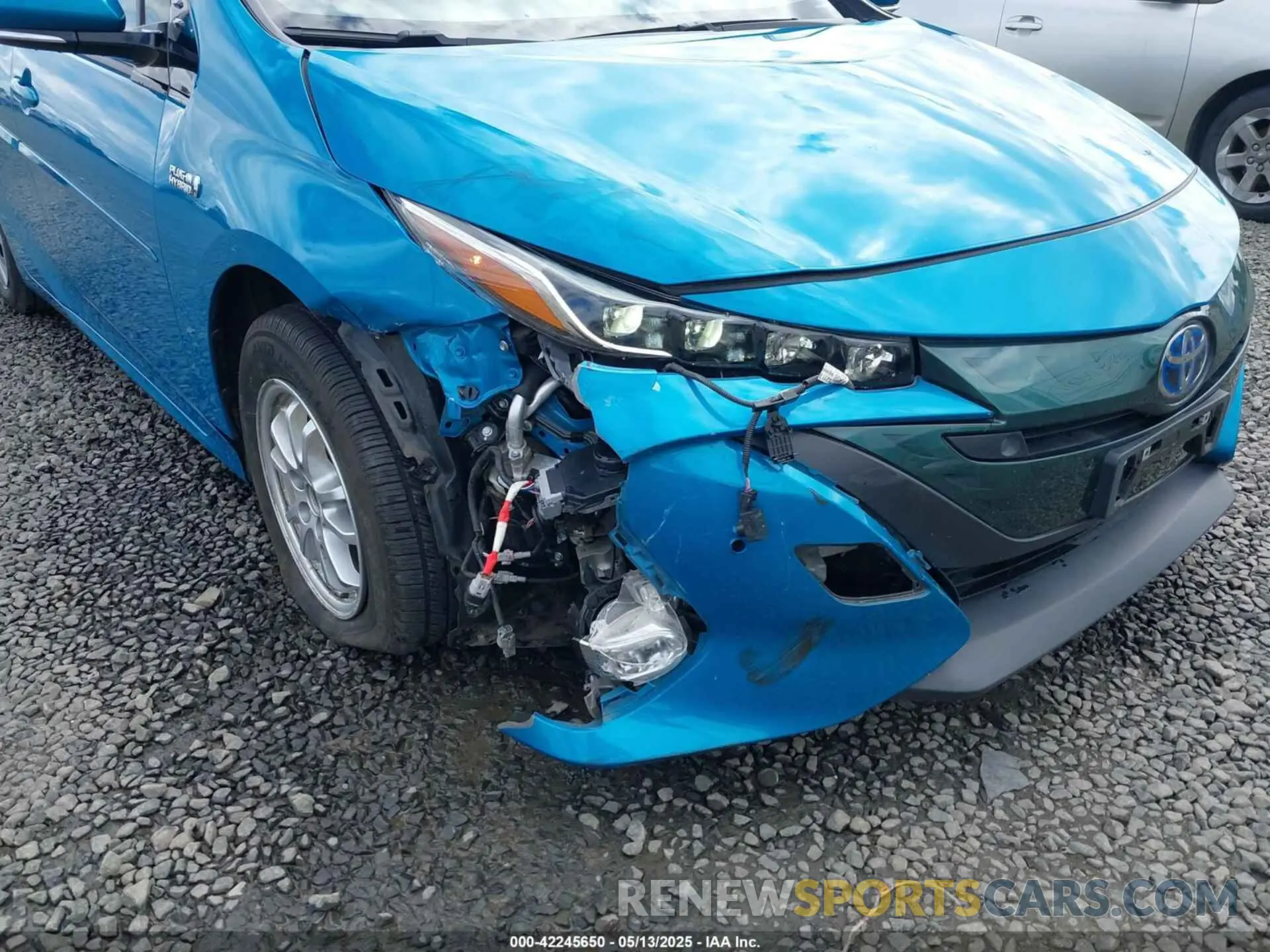 6 Photograph of a damaged car JTDKARFP6K3105819 TOYOTA PRIUS PRIME 2019
