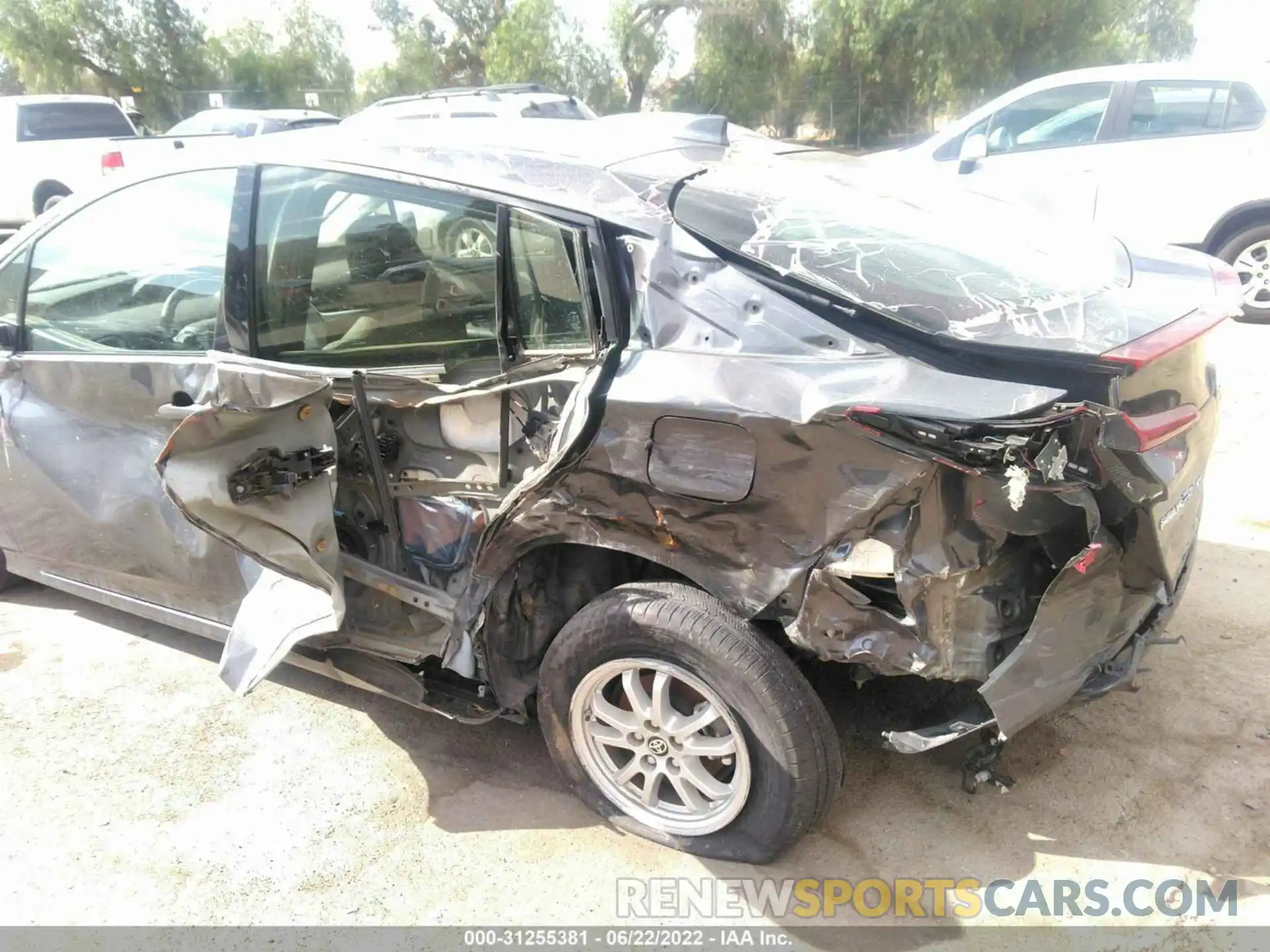 6 Photograph of a damaged car JTDKARFP0L3135934 TOYOTA PRIUS PRIME 2020