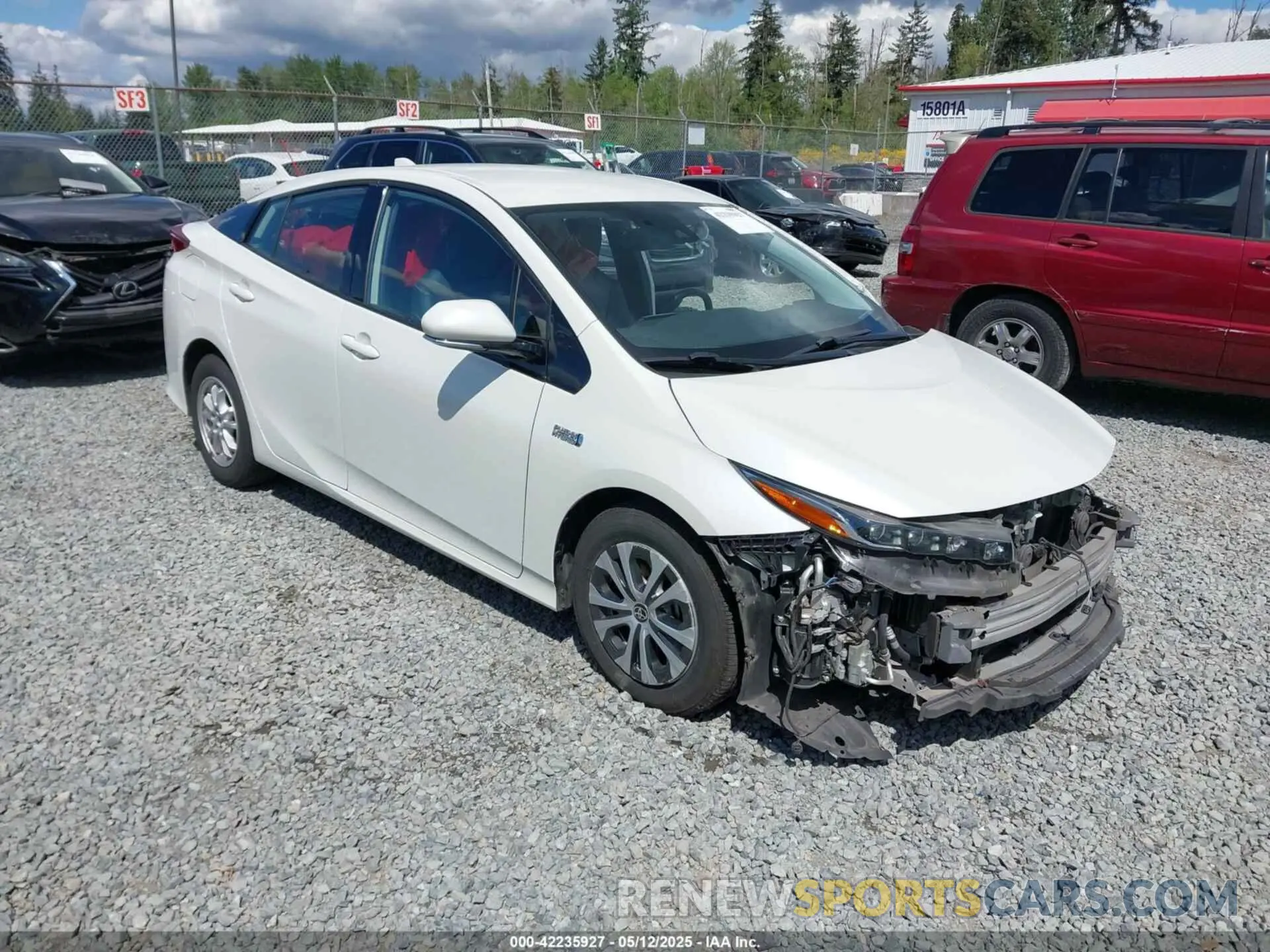 1 Photograph of a damaged car JTDKARFP0L3157688 TOYOTA PRIUS PRIME 2020