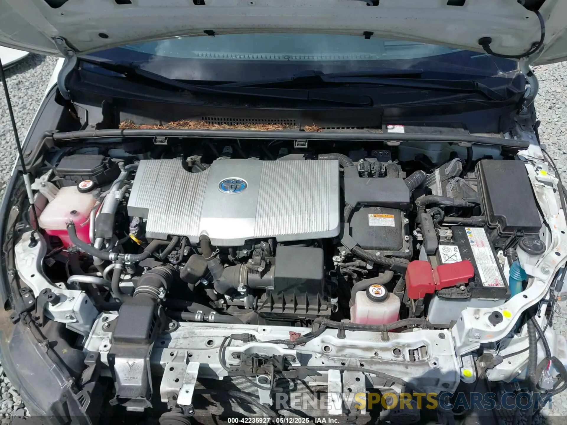 10 Photograph of a damaged car JTDKARFP0L3157688 TOYOTA PRIUS PRIME 2020