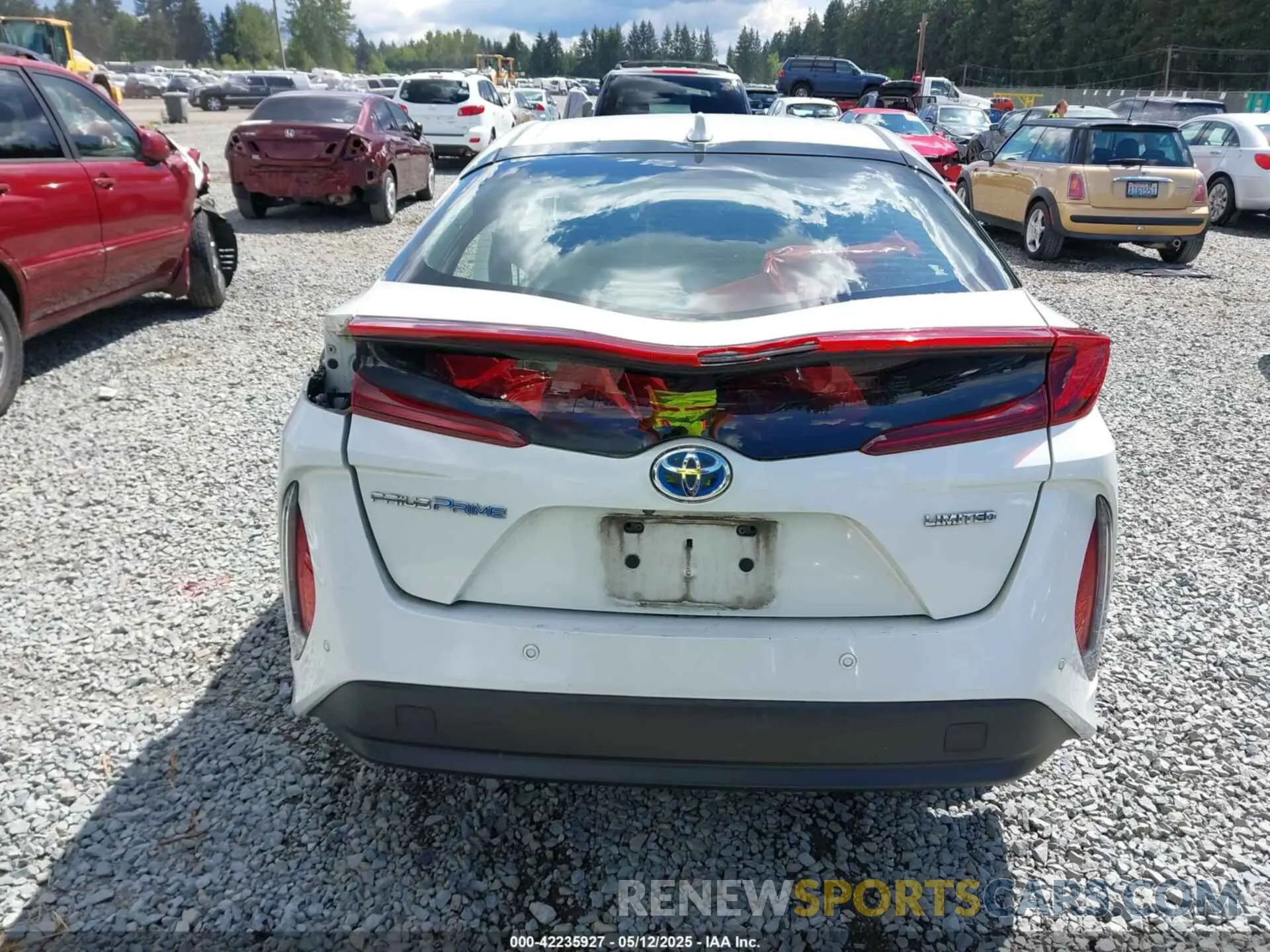 17 Photograph of a damaged car JTDKARFP0L3157688 TOYOTA PRIUS PRIME 2020