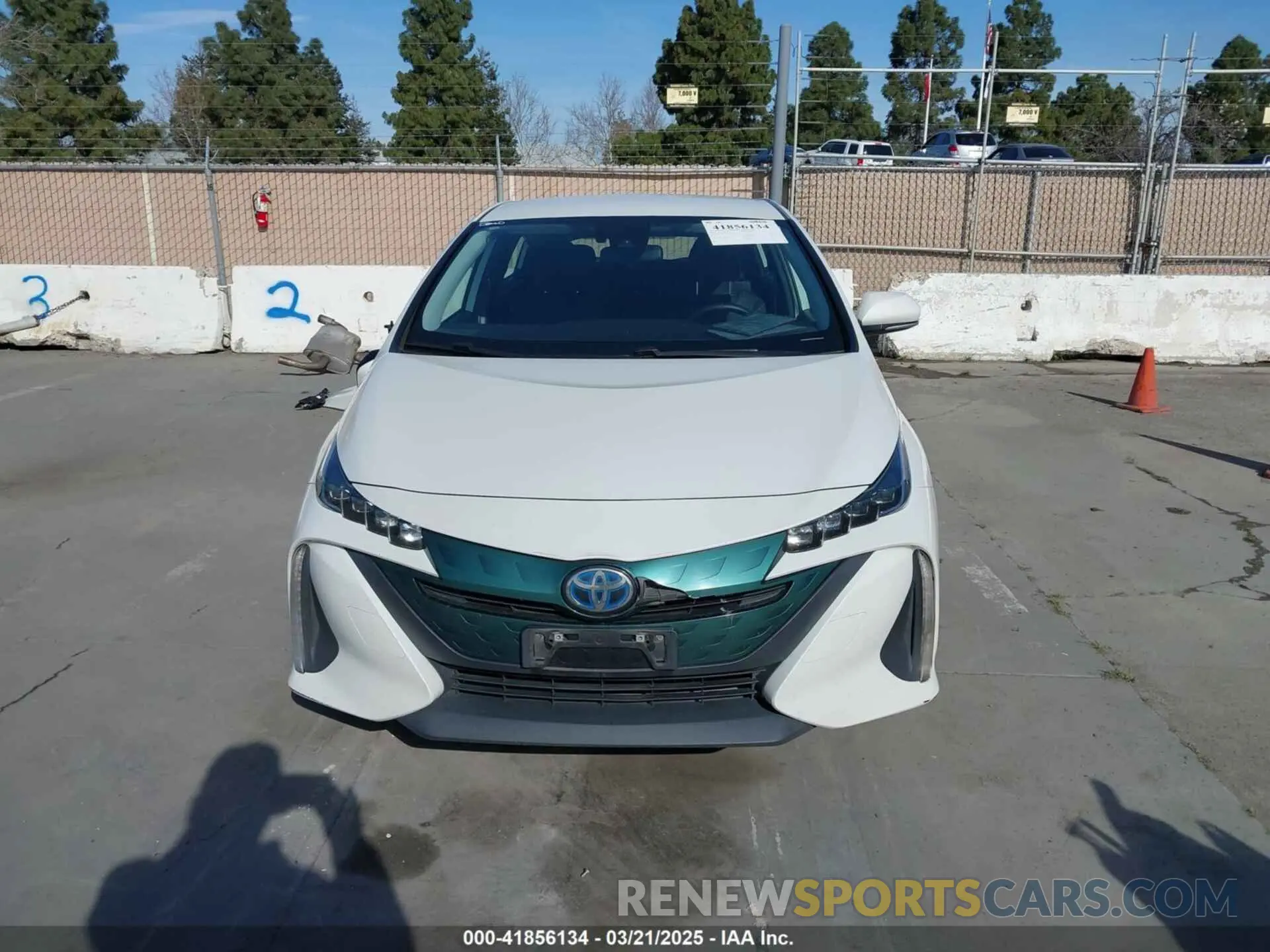 12 Photograph of a damaged car JTDKARFP1L3124814 TOYOTA PRIUS PRIME 2020