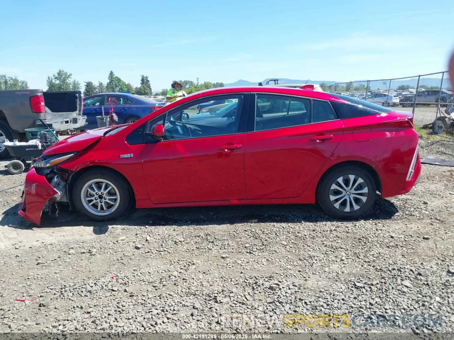 14 Photograph of a damaged car JTDKARFP2L3134798 TOYOTA PRIUS PRIME 2020