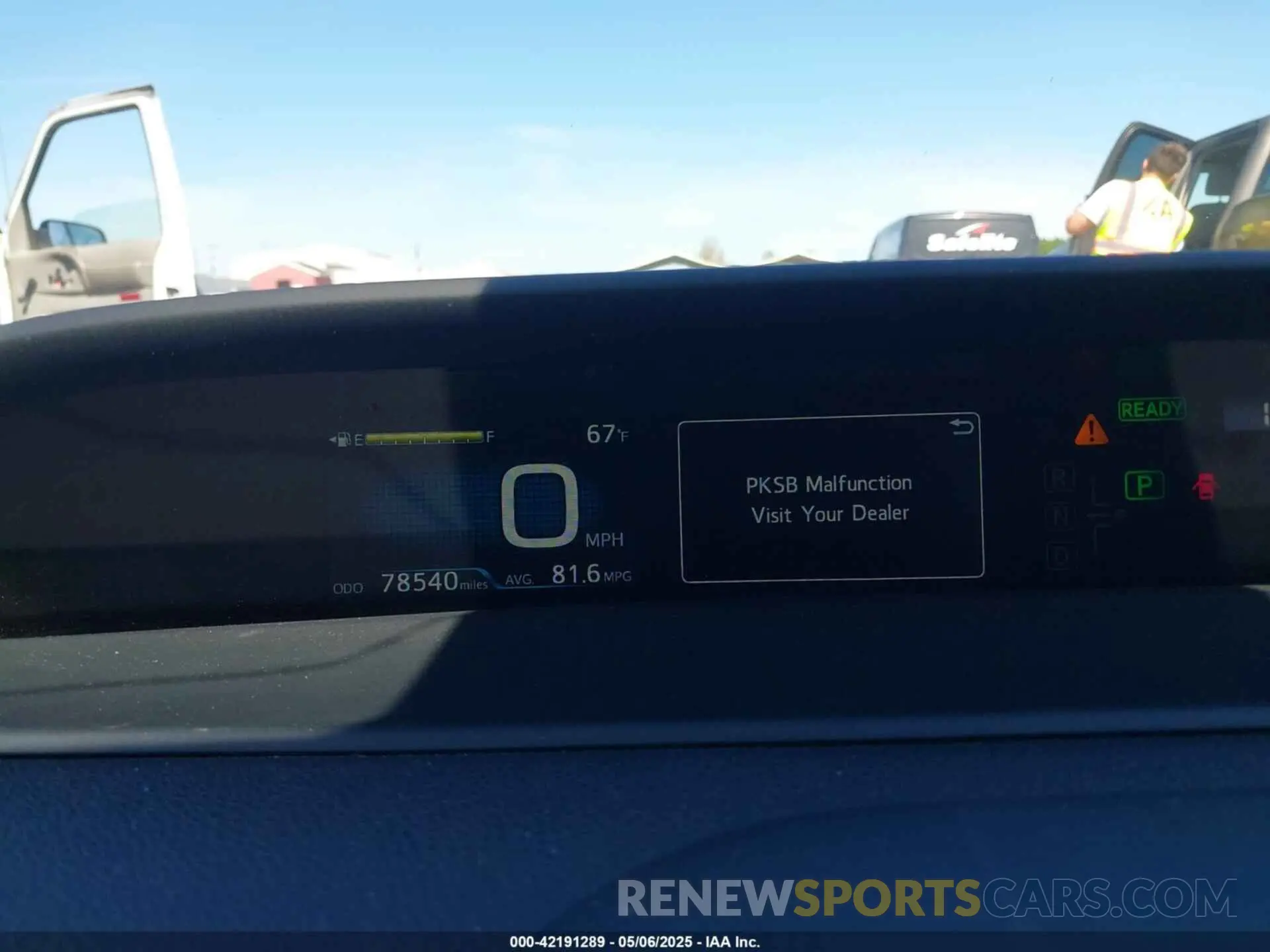 7 Photograph of a damaged car JTDKARFP2L3134798 TOYOTA PRIUS PRIME 2020