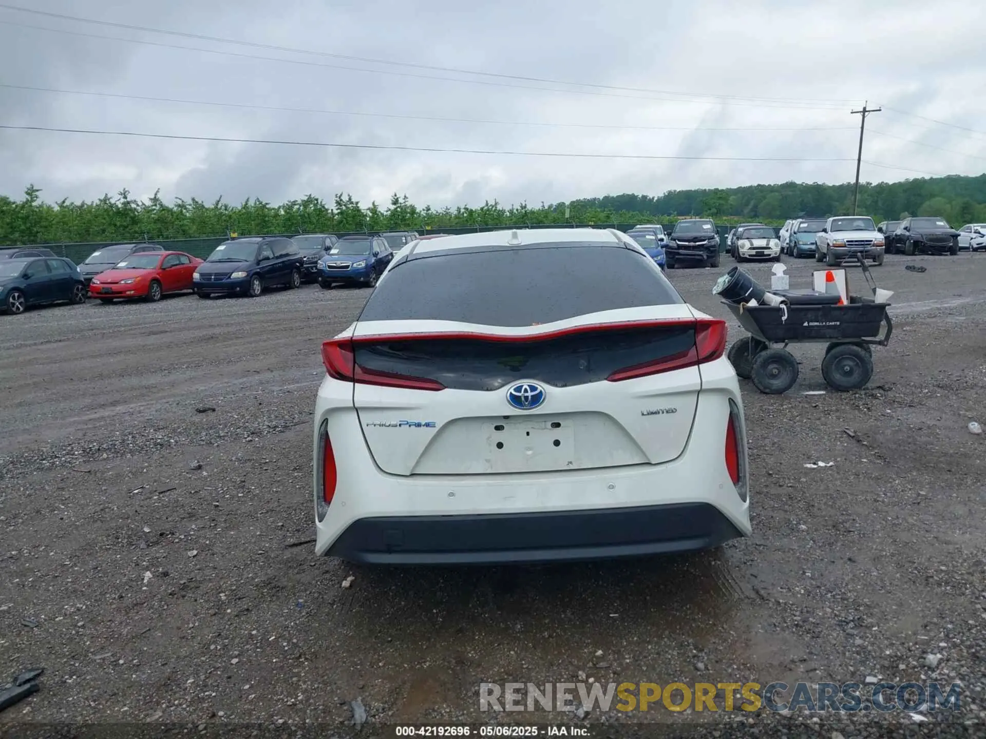 17 Photograph of a damaged car JTDKARFP2L3146028 TOYOTA PRIUS PRIME 2020