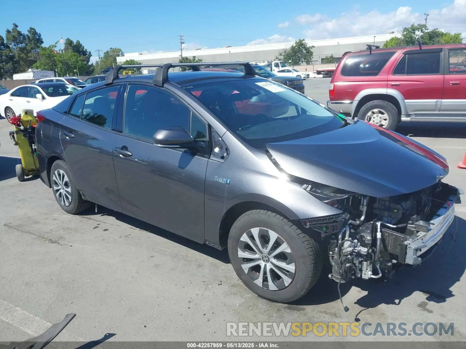 1 Photograph of a damaged car JTDKARFP3L3137824 TOYOTA PRIUS PRIME 2020