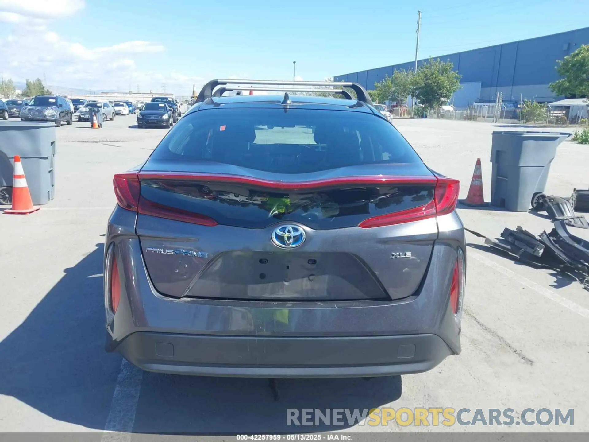 16 Photograph of a damaged car JTDKARFP3L3137824 TOYOTA PRIUS PRIME 2020