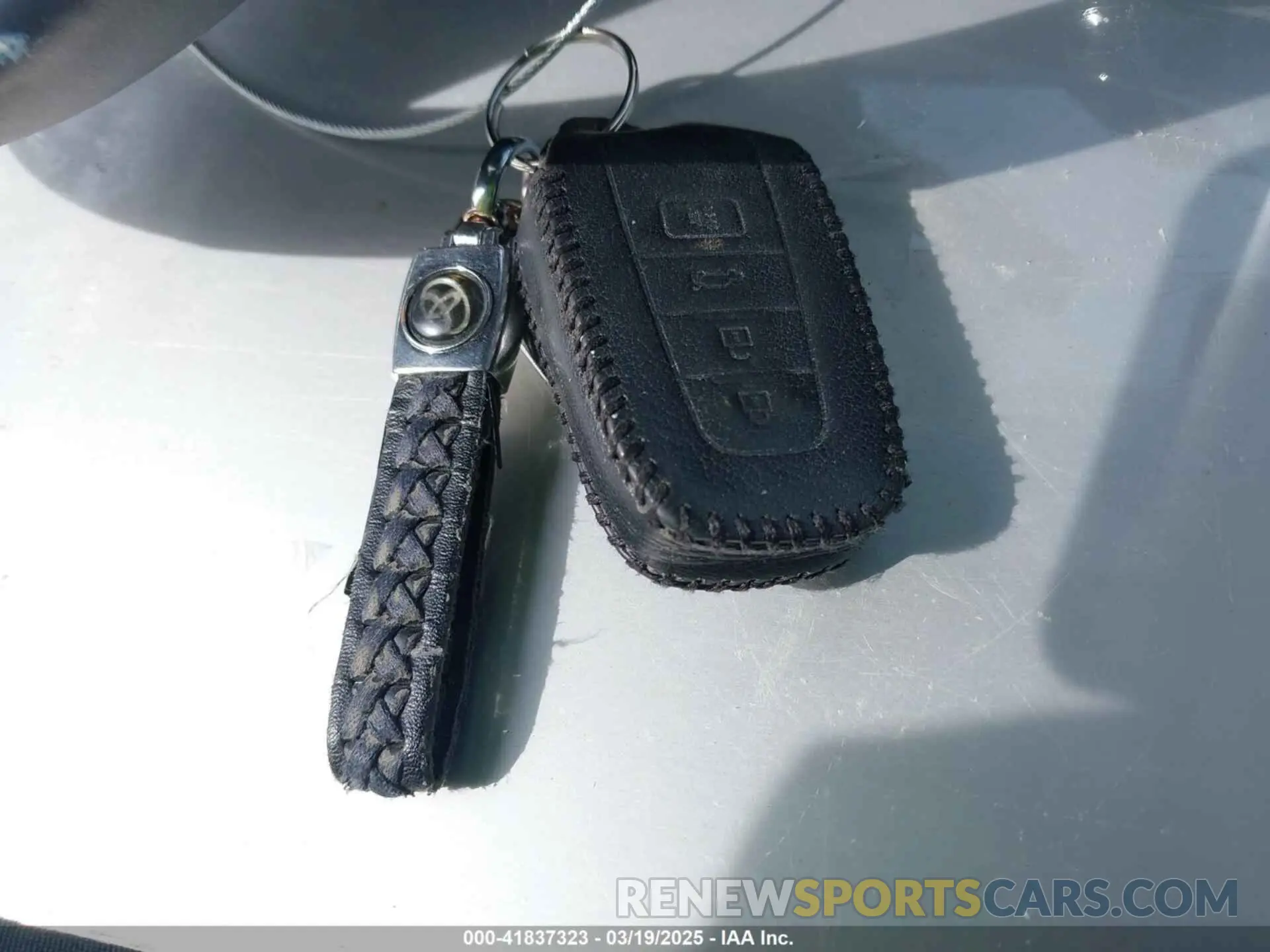 11 Photograph of a damaged car JTDKARFP3L3148922 TOYOTA PRIUS PRIME 2020