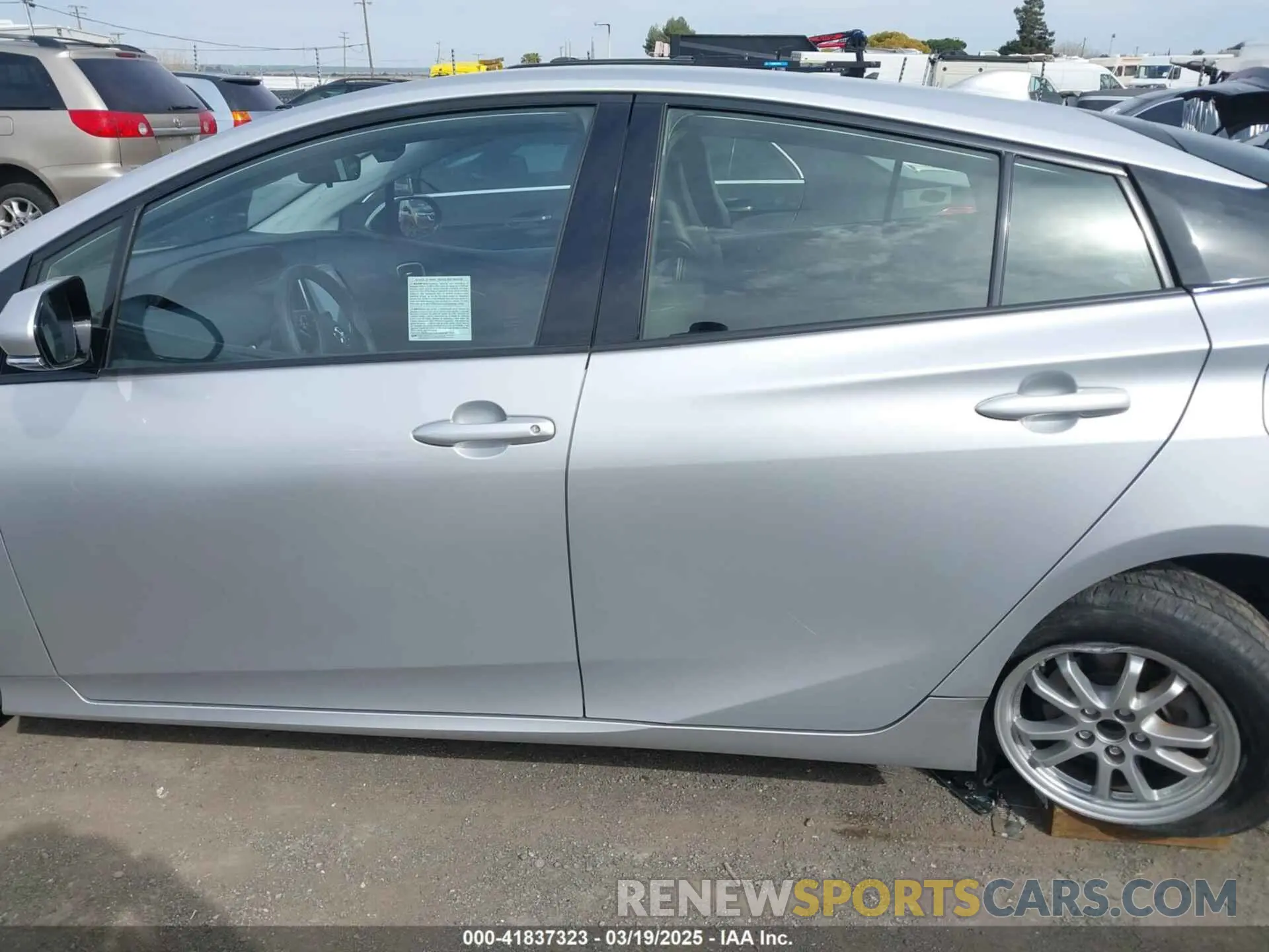 15 Photograph of a damaged car JTDKARFP3L3148922 TOYOTA PRIUS PRIME 2020