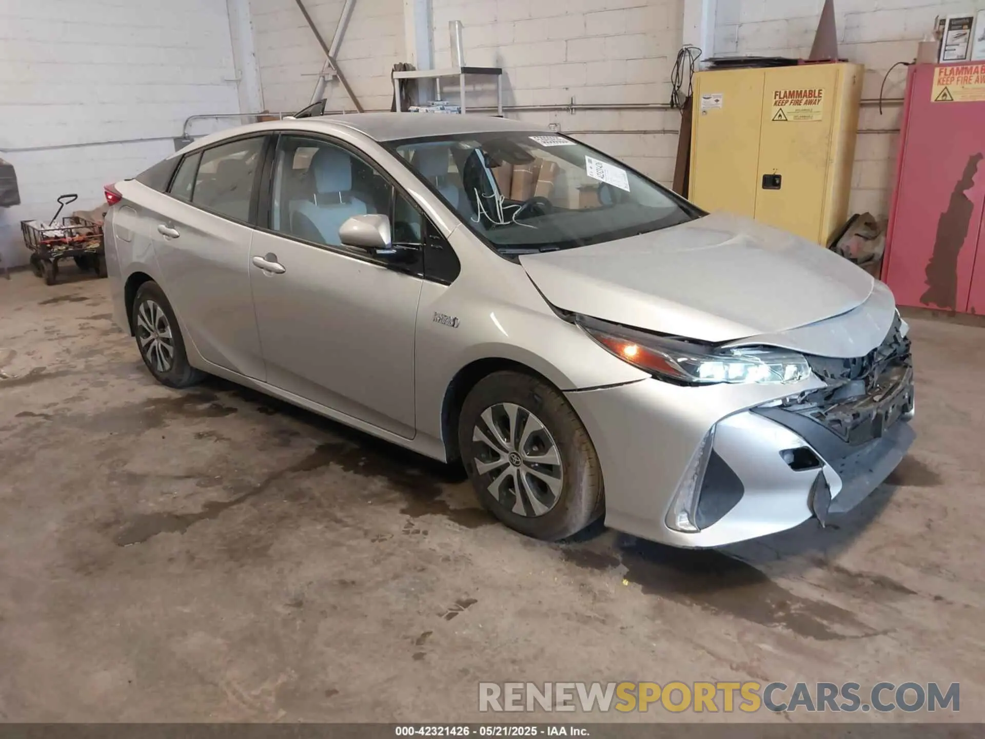 1 Photograph of a damaged car JTDKARFP3L3150458 TOYOTA PRIUS PRIME 2020