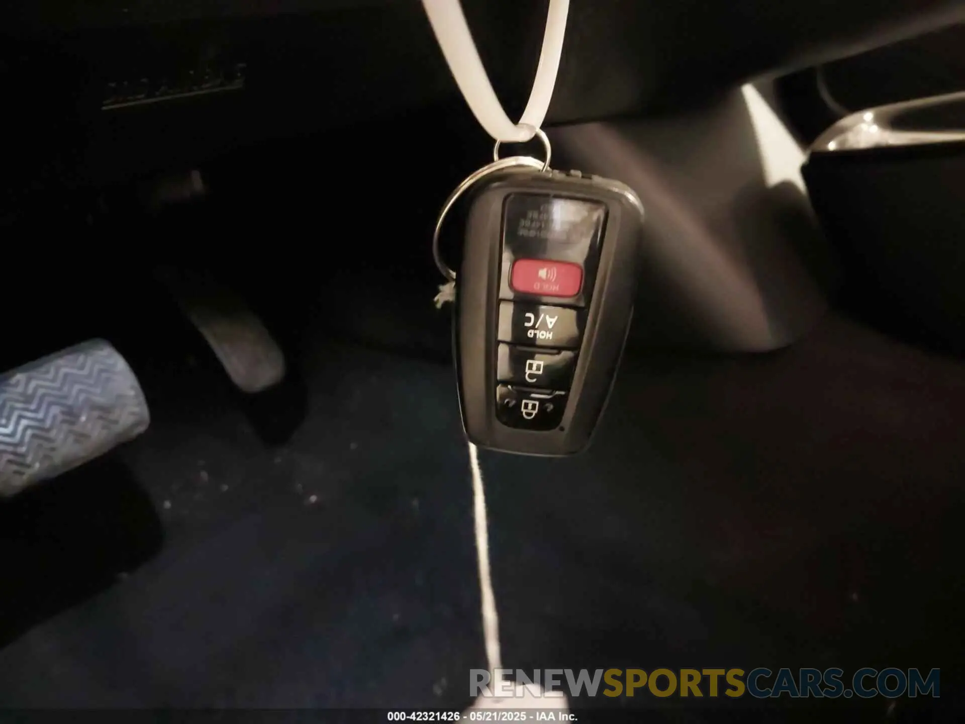 11 Photograph of a damaged car JTDKARFP3L3150458 TOYOTA PRIUS PRIME 2020