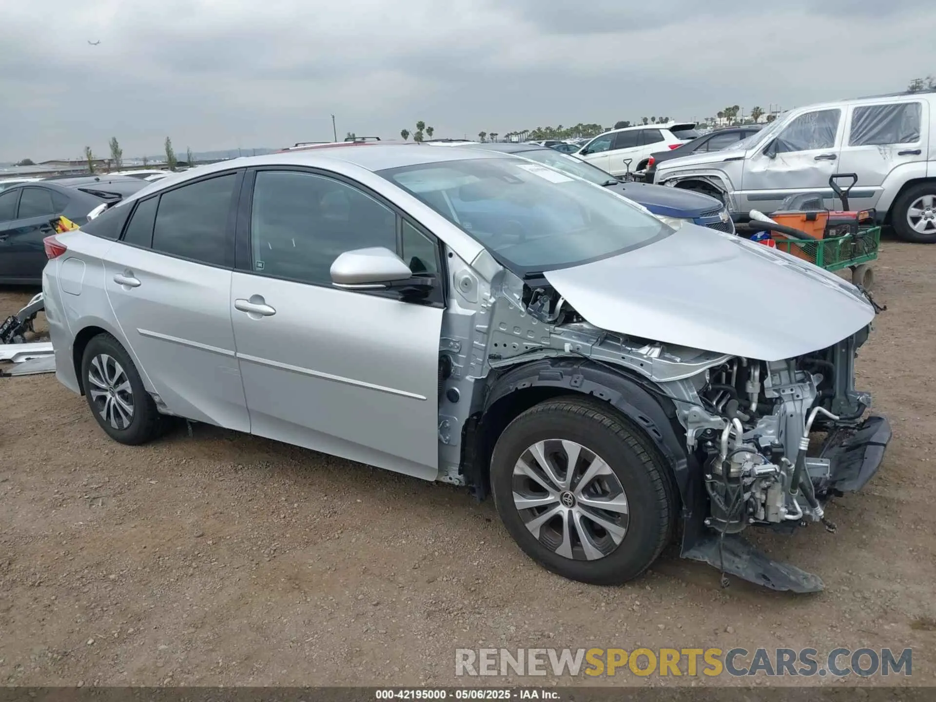 1 Photograph of a damaged car JTDKARFP3L3153442 TOYOTA PRIUS PRIME 2020