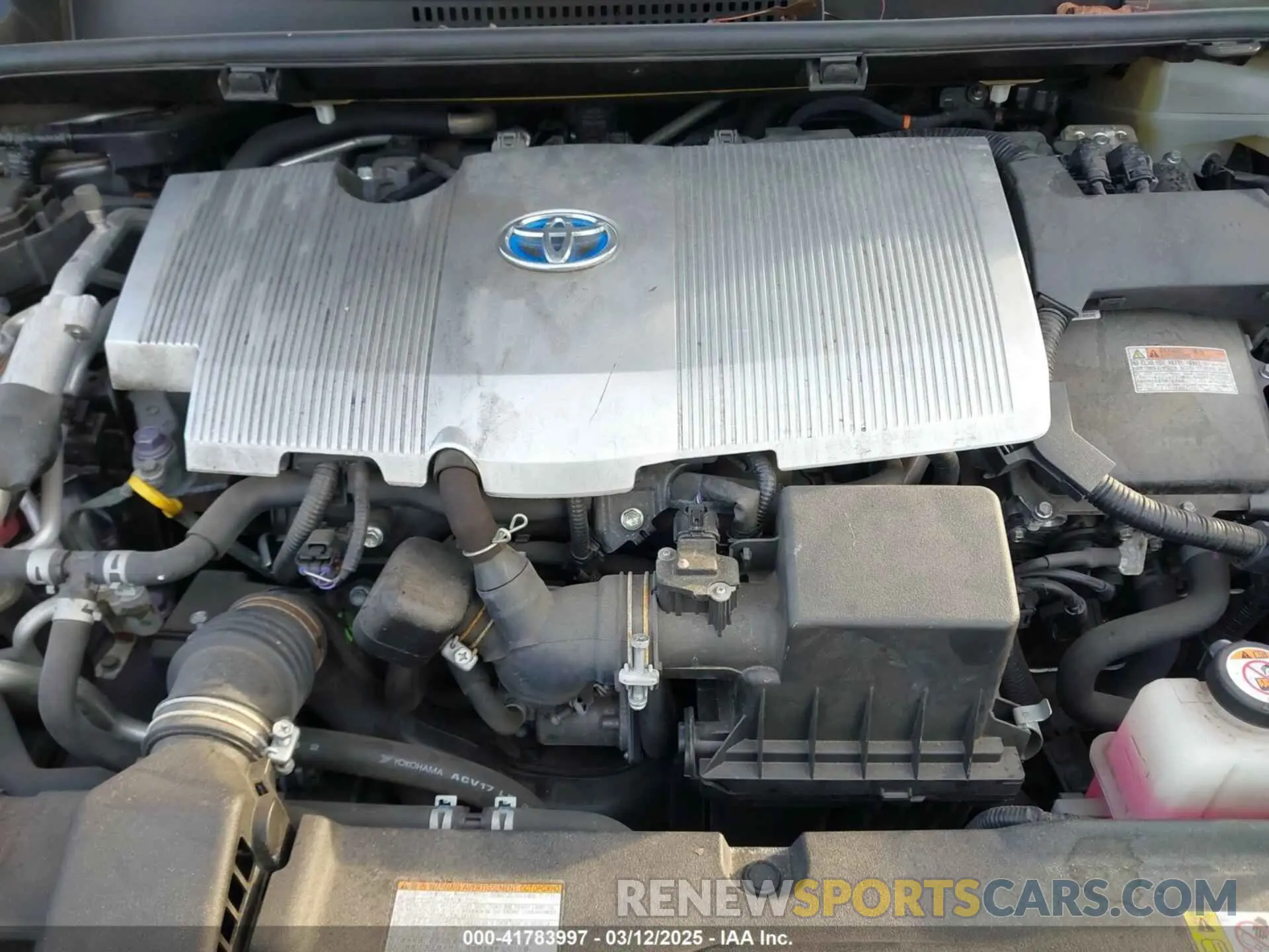 10 Photograph of a damaged car JTDKARFP3L3159564 TOYOTA PRIUS PRIME 2020