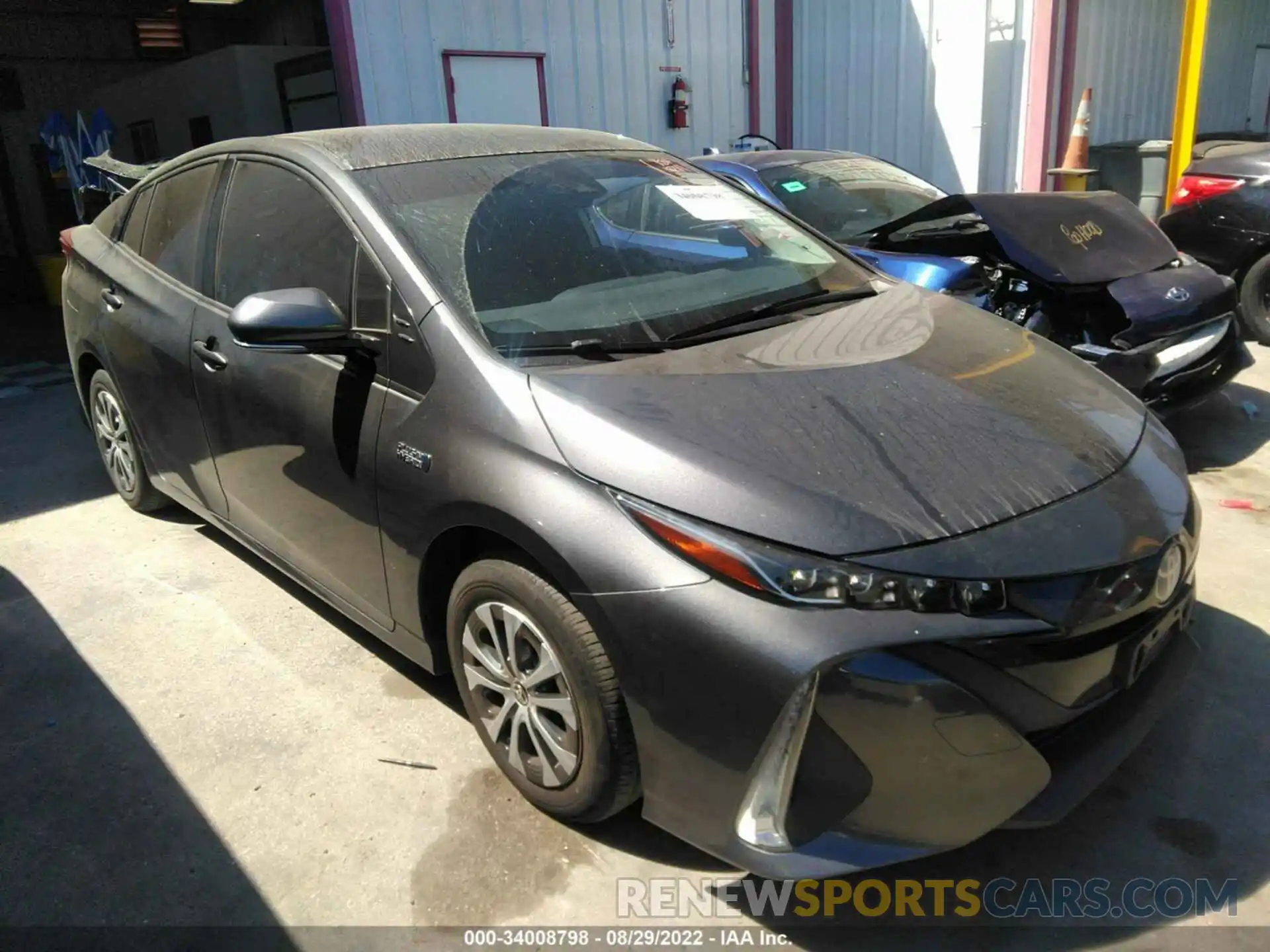 1 Photograph of a damaged car JTDKARFP4L3150310 TOYOTA PRIUS PRIME 2020