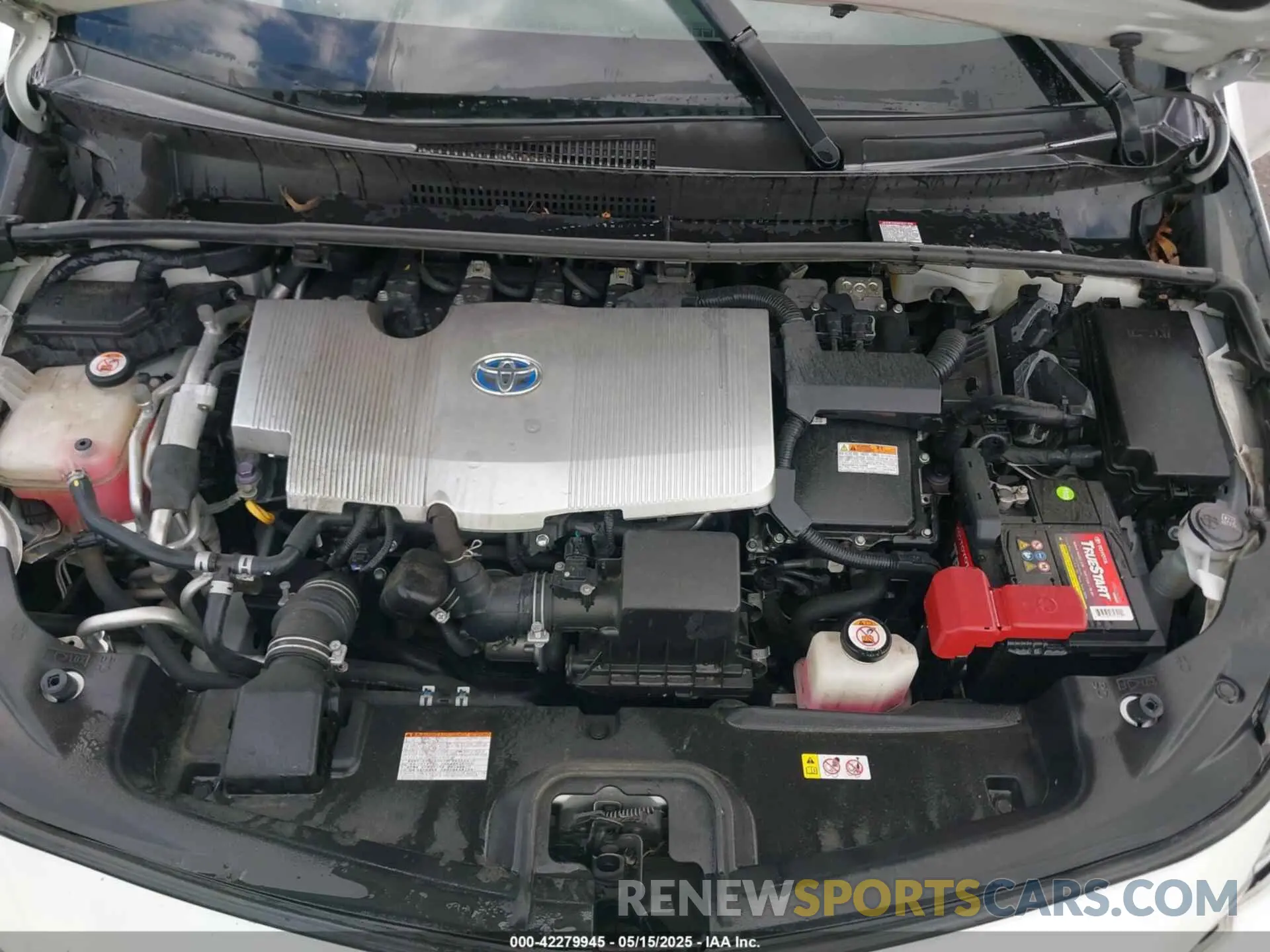 10 Photograph of a damaged car JTDKARFP5L3121530 TOYOTA PRIUS PRIME 2020