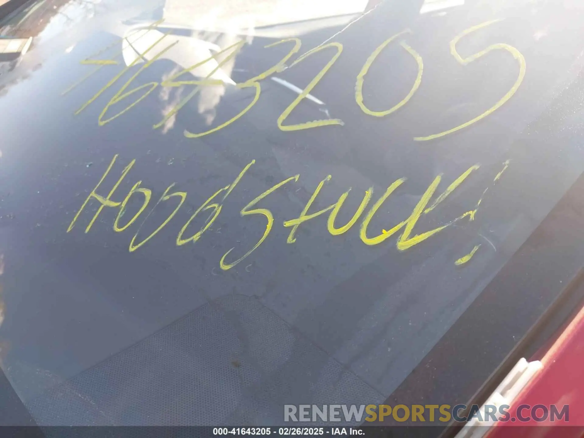 10 Photograph of a damaged car JTDKARFP5L3159534 TOYOTA PRIUS PRIME 2020