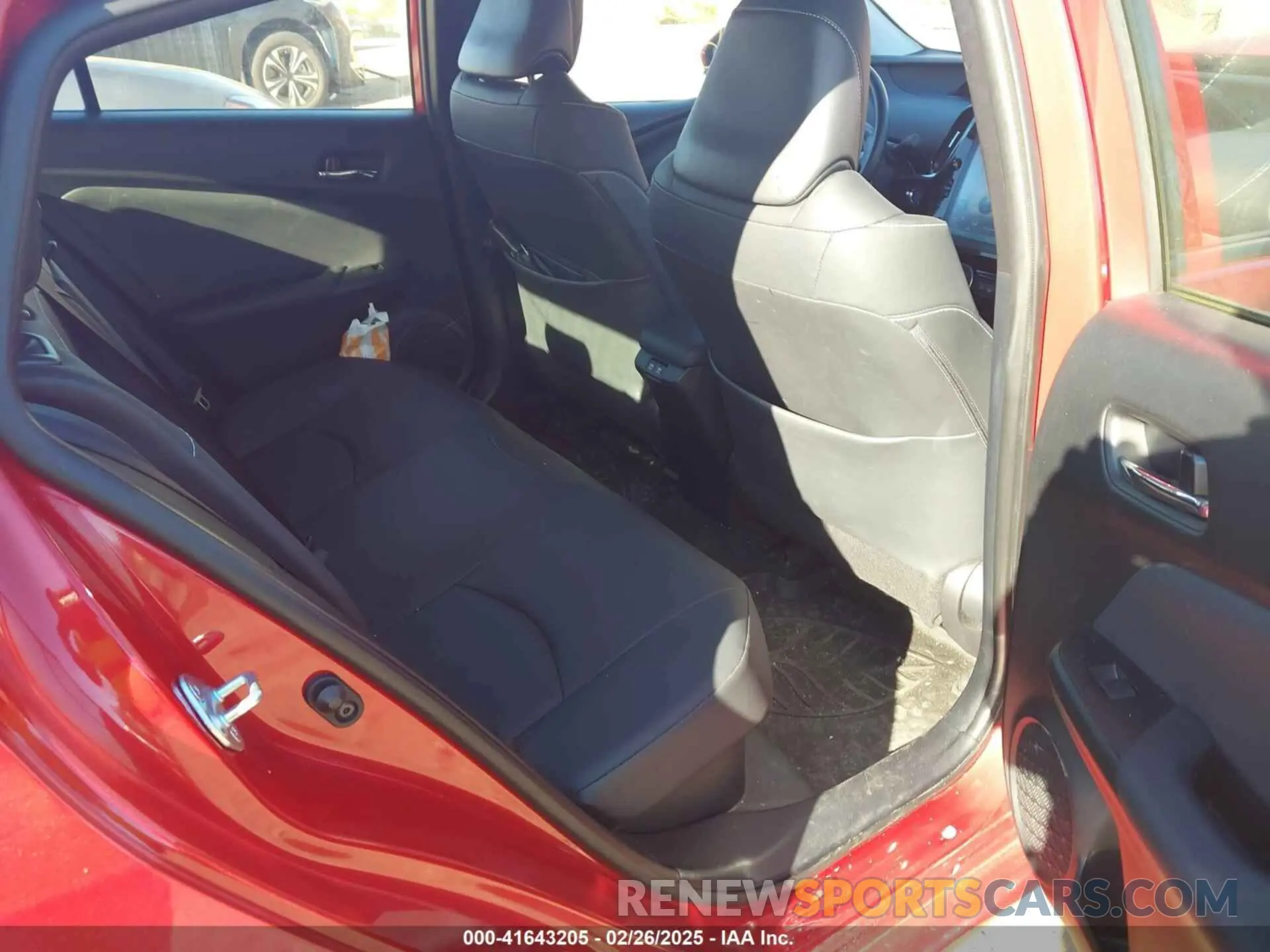 8 Photograph of a damaged car JTDKARFP5L3159534 TOYOTA PRIUS PRIME 2020